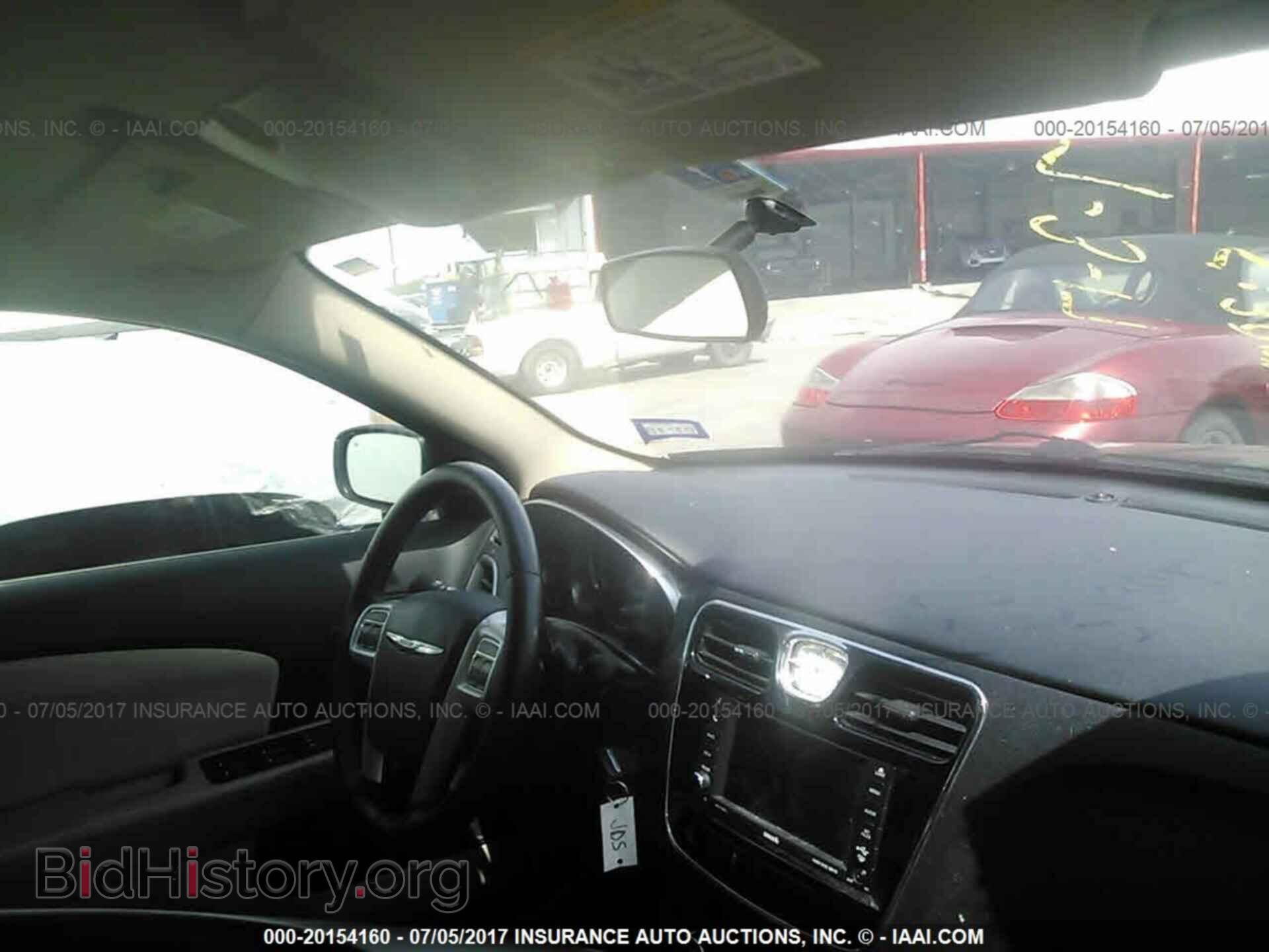 2012 Chrysler 200 - VIN: 1C3CCBBG0CN298393 - Фото 5