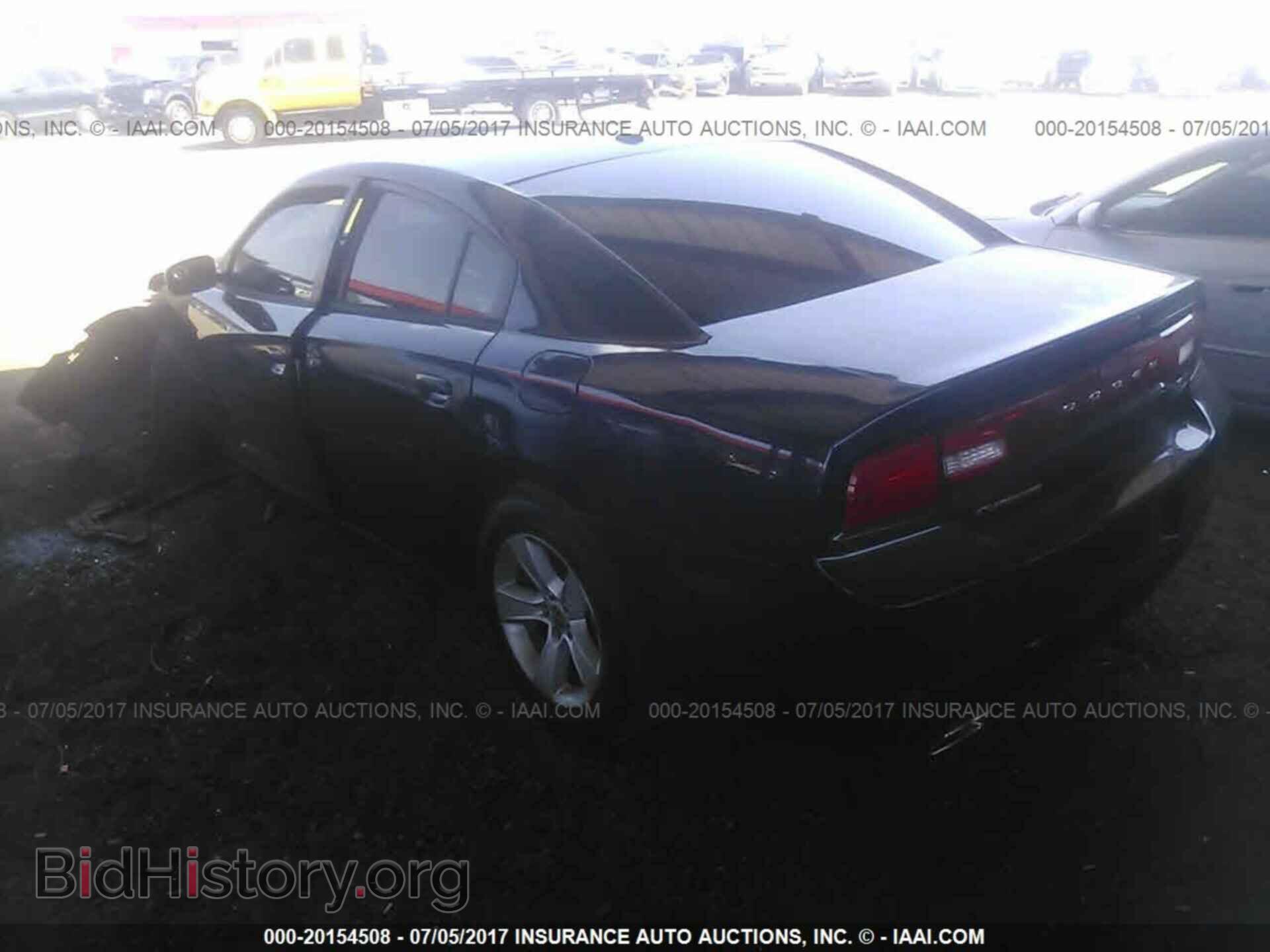 2012 Dodge Charger - VIN: 2C3CDXBG0CH117487 - Фото 3