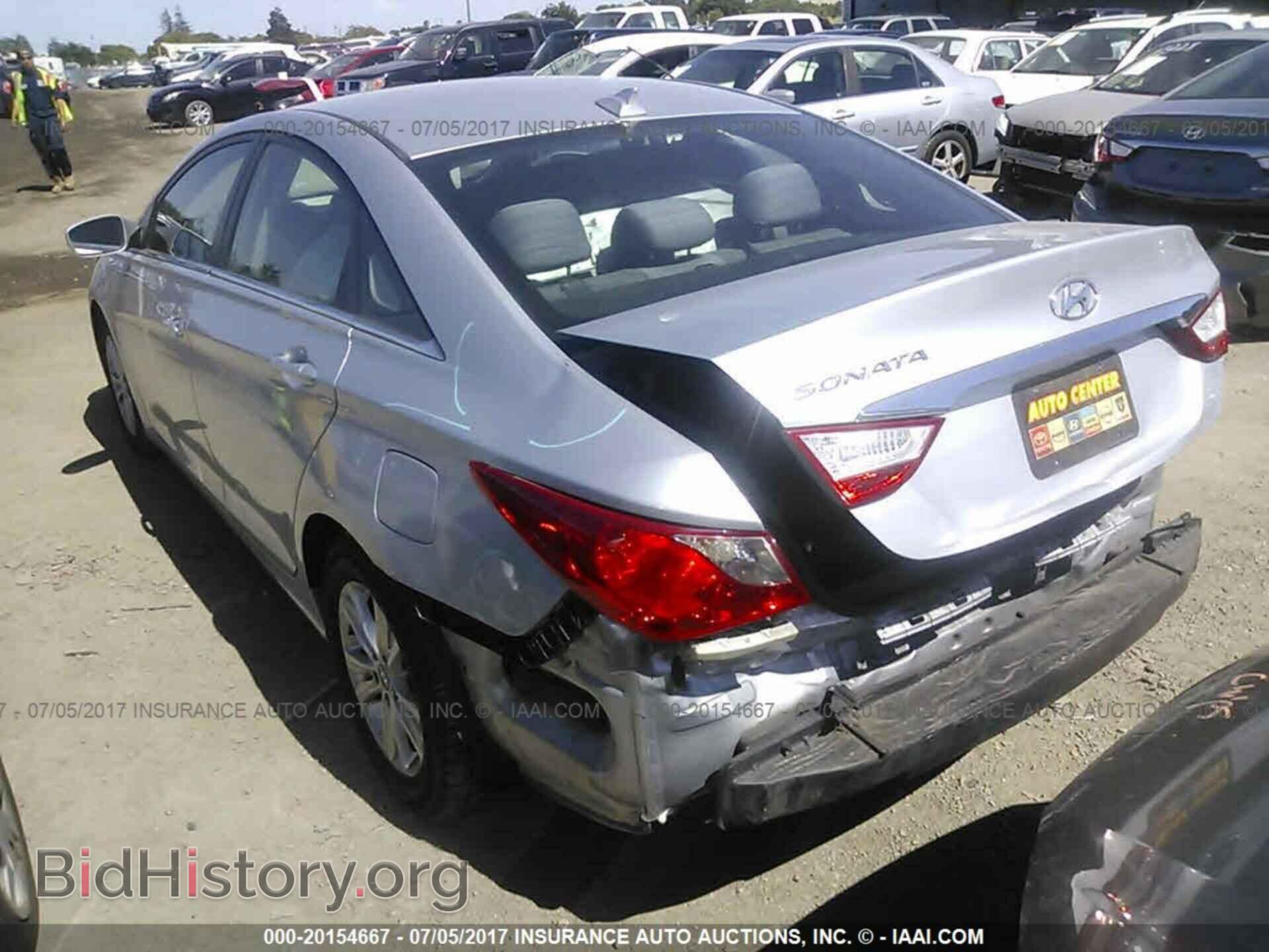 2012 Hyundai Sonata - VIN: 5NPEB4AC0CH473159 - Фото 3
