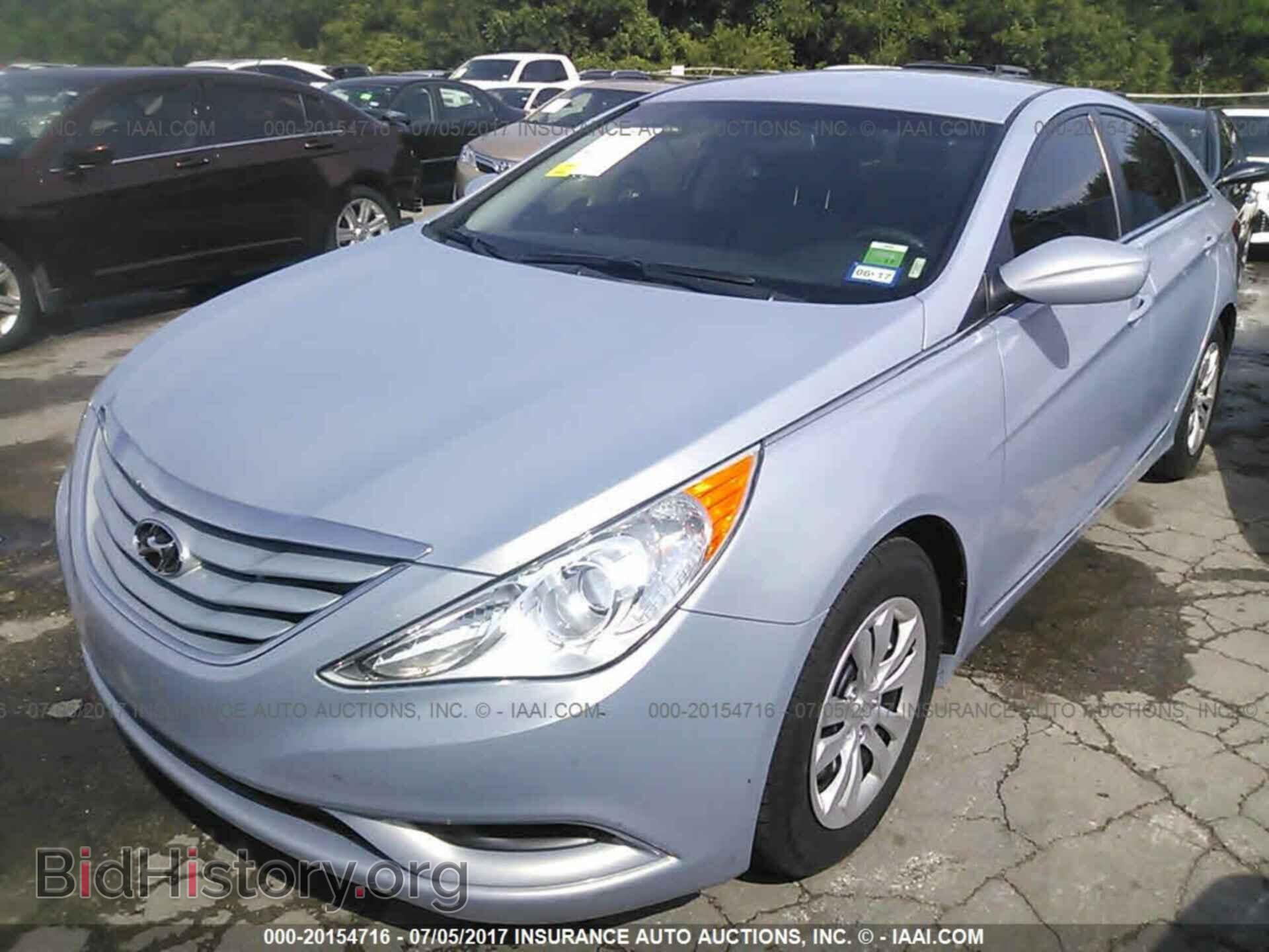 2012 Hyundai Sonata - VIN: 5NPEB4AC2CH485930 - Фото 2