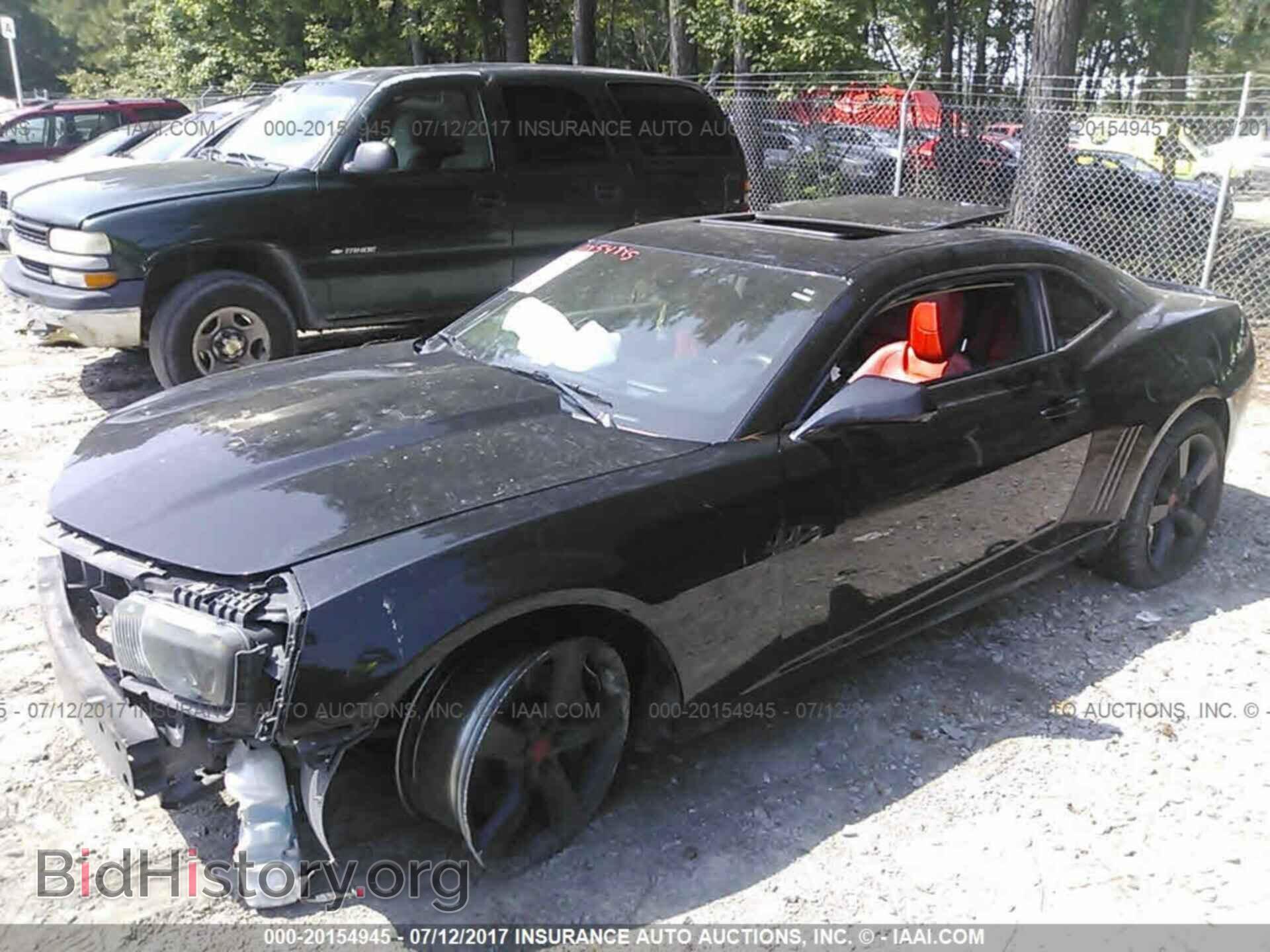 2011 Chevrolet Camaro - VIN: 2G1FT1EW8B9213672 - Фото 2