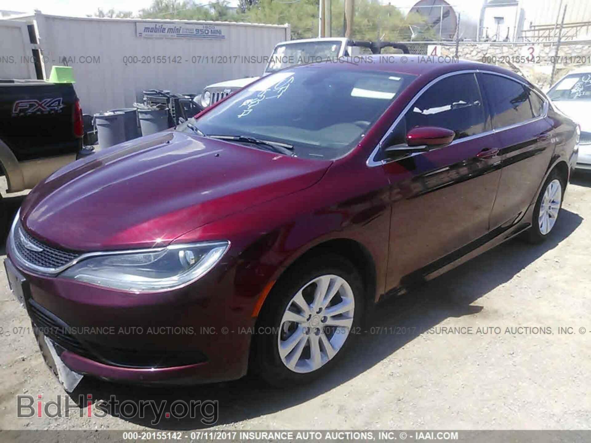 2016 Chrysler 200 - VIN: 1C3CCCFB3GN196578 - Photo 2