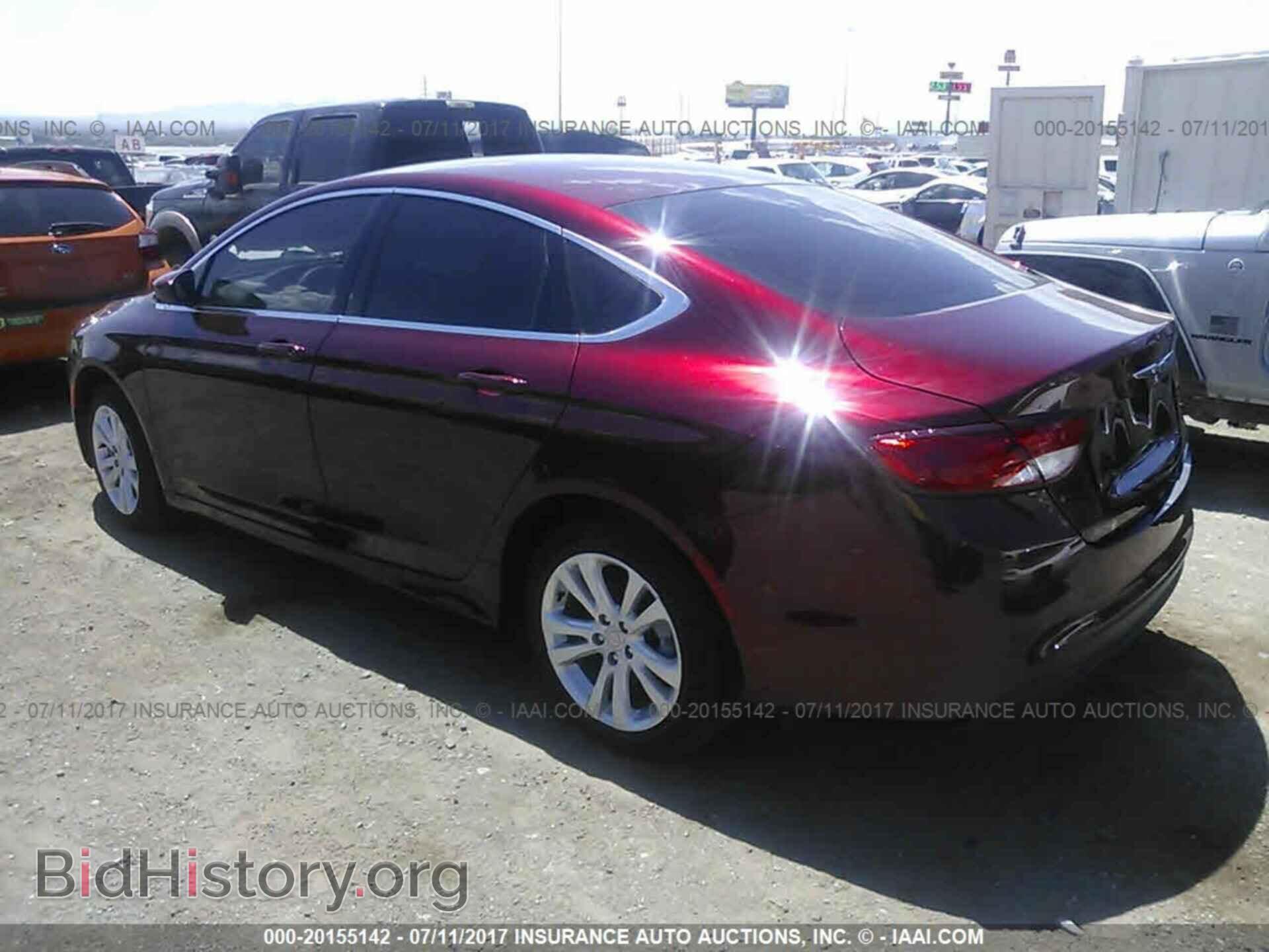 2016 Chrysler 200 - VIN: 1C3CCCFB3GN196578 - Photo 3