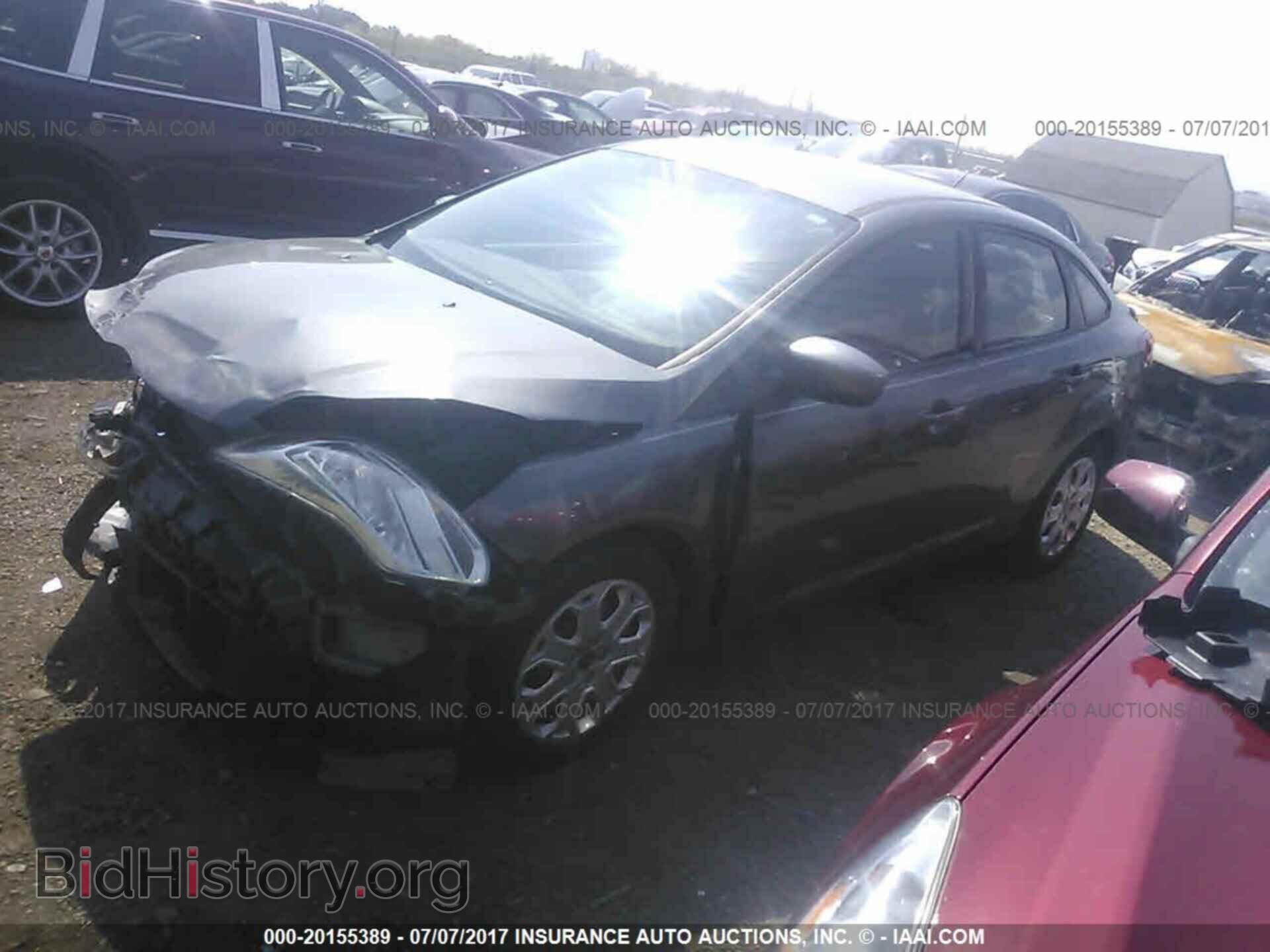 2012 Ford Focus - VIN: 1FAHP3F25CL146640 - Photo 2