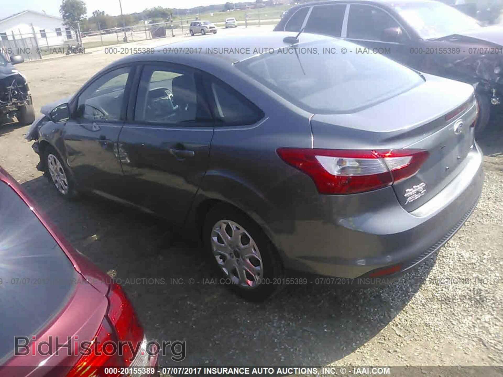 2012 Ford Focus - VIN: 1FAHP3F25CL146640 - Photo 3
