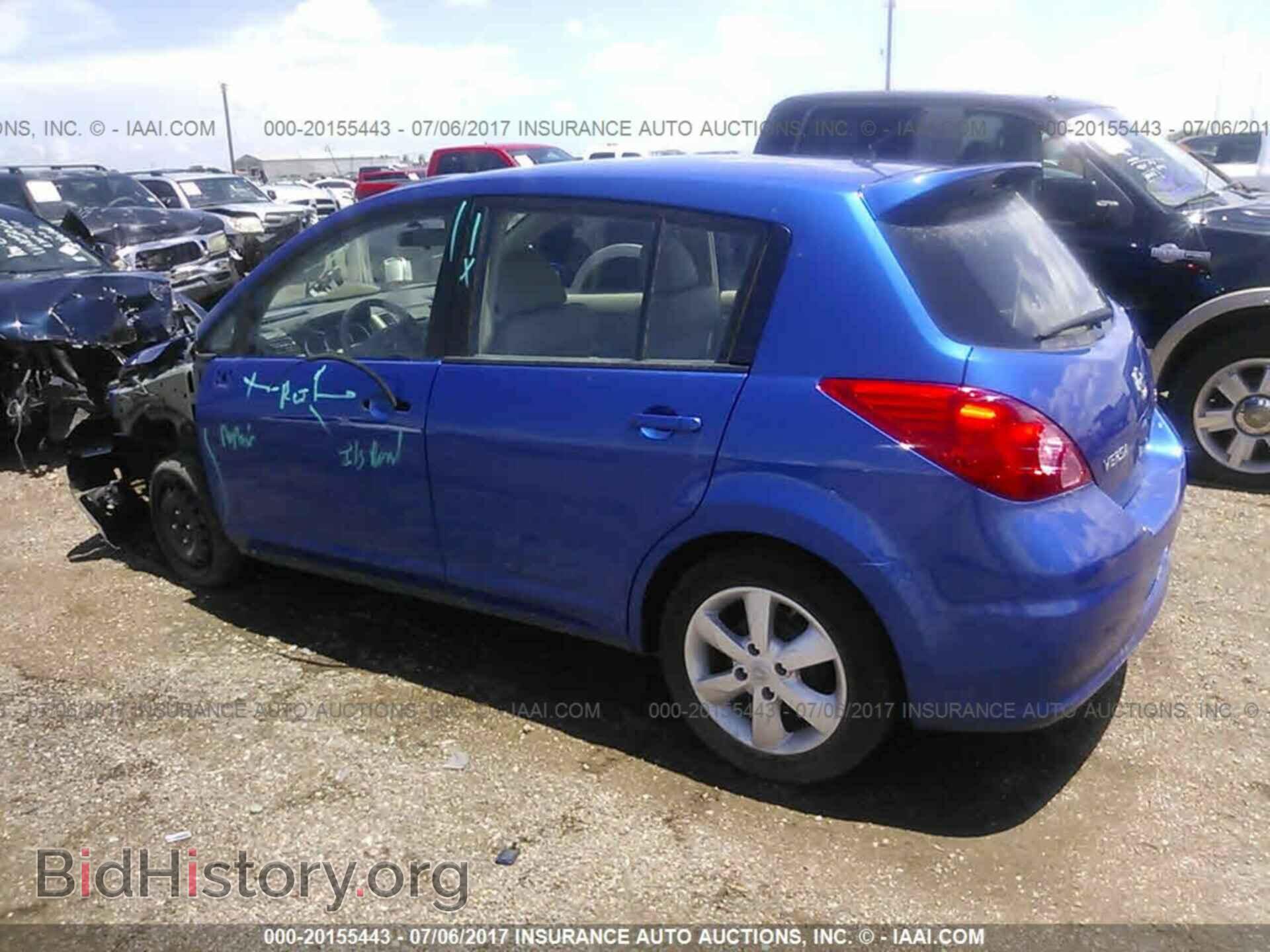 2011 Nissan Versa - VIN: 3N1BC1CPXBL456045 - Фото 3