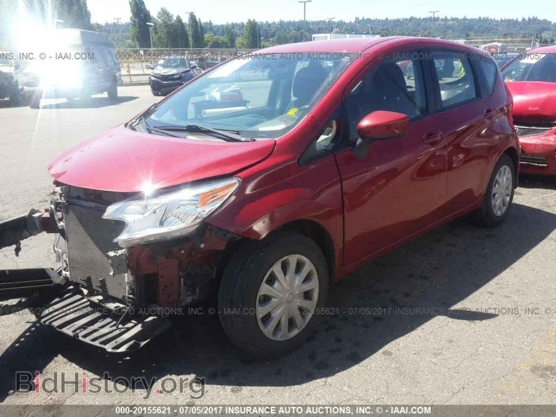 2015 Nissan Versa note - VIN: 3N1CE2CP1FL381178 - Photo 2