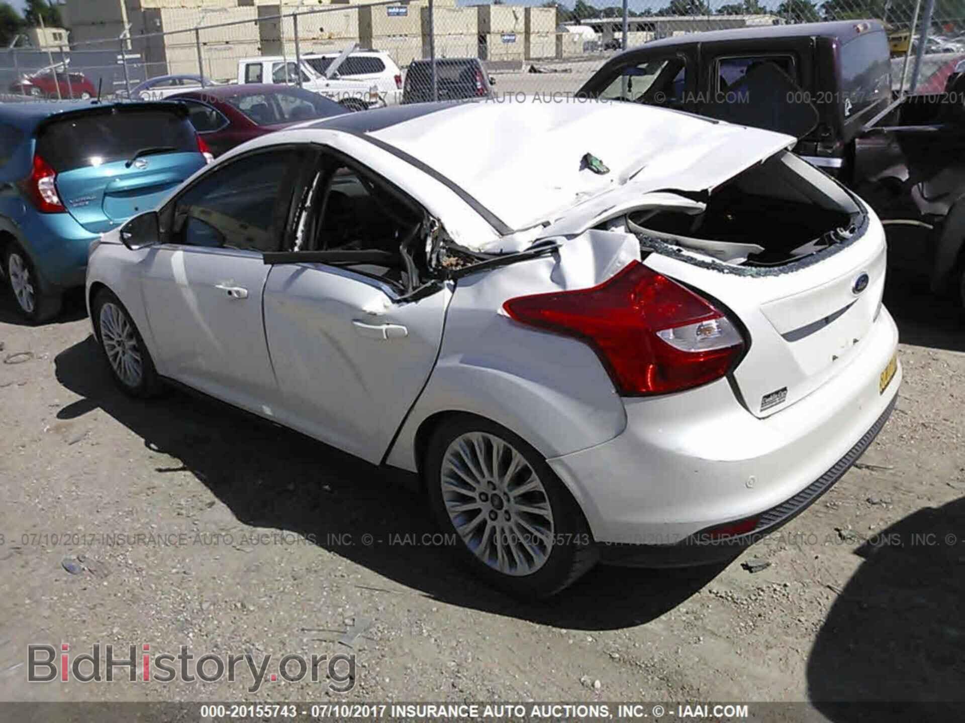 2012 Ford Focus - VIN: 1FAHP3N26CL362143 - Photo 3