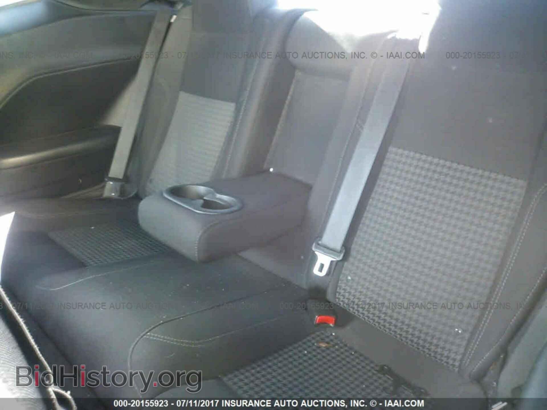 2015 Dodge Challenger - VIN: 2C3CDZAG0FH855212 - Photo 8