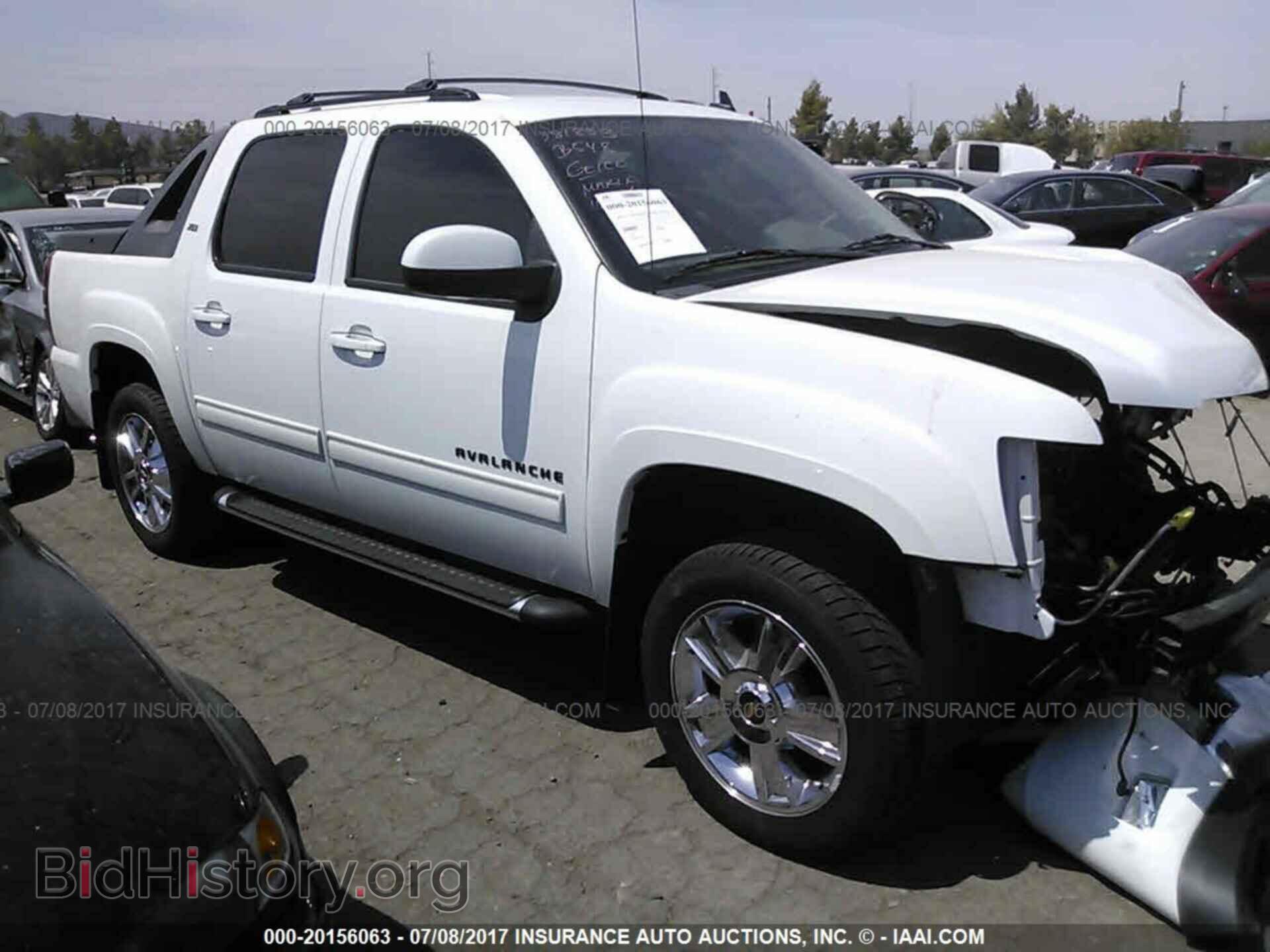 Photo 3GNTKFE35BG309403 - Chevrolet Avalanche 2011