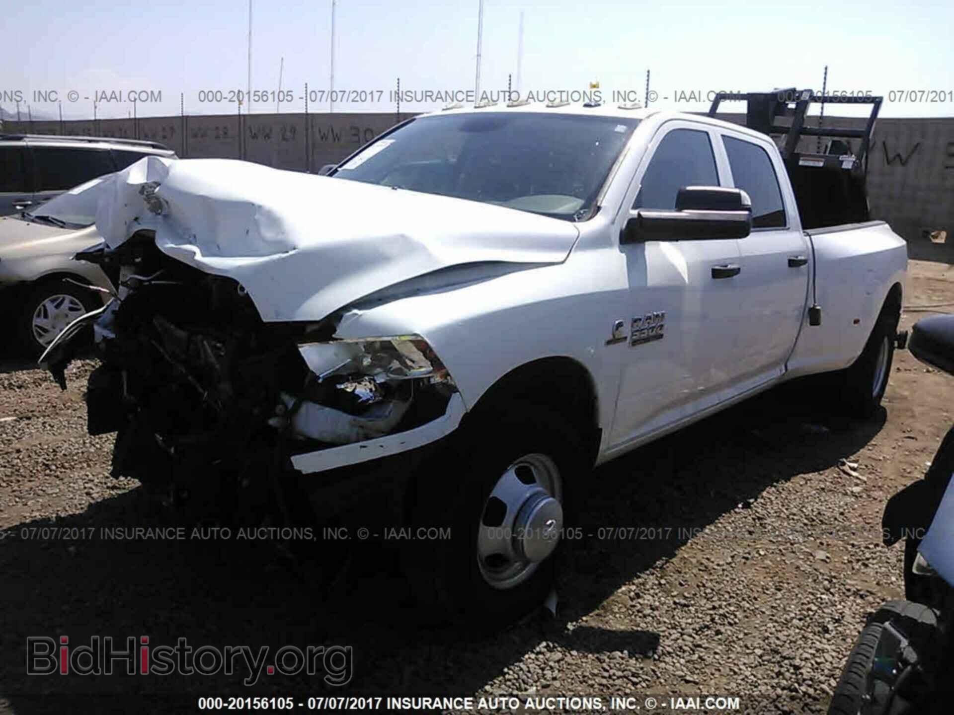 2014 Ram 3500 - VIN: 3C63RPGL0EG108088 - Photo 2