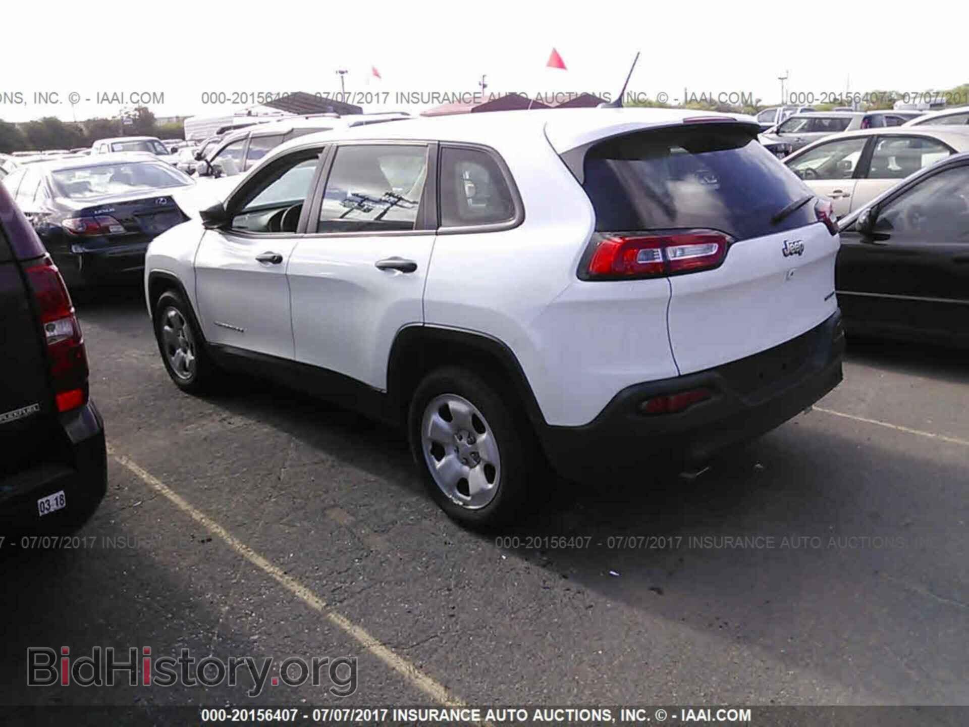 2014 Jeep Cherokee - VIN: 1C4PJLAB8EW200982 - Photo 3