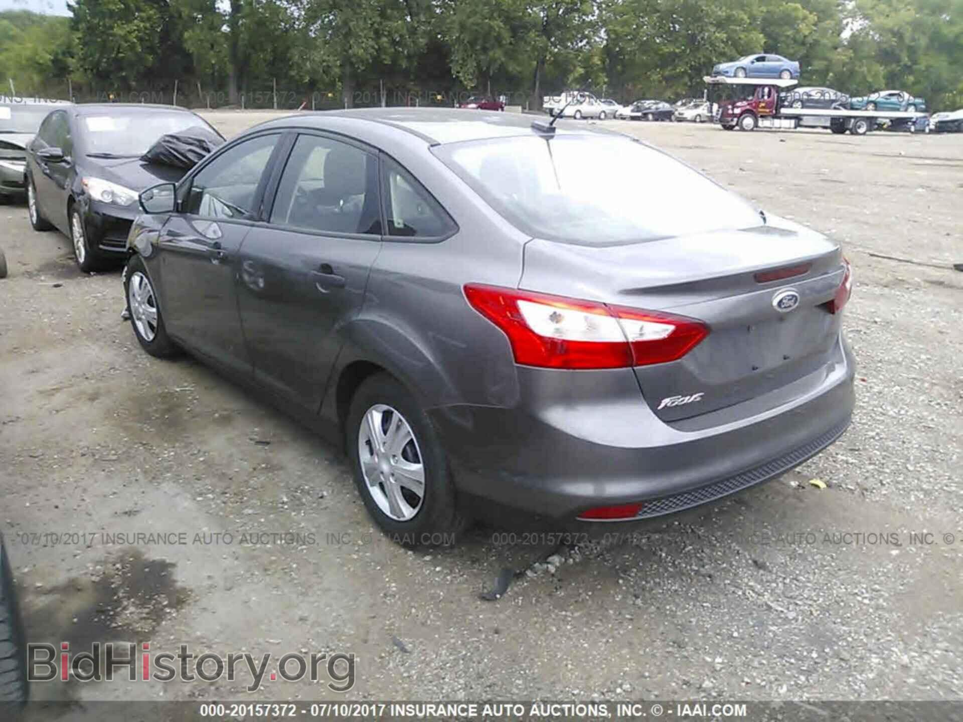 2012 Ford Focus - VIN: 1FAHP3E20CL154209 - Photo 3