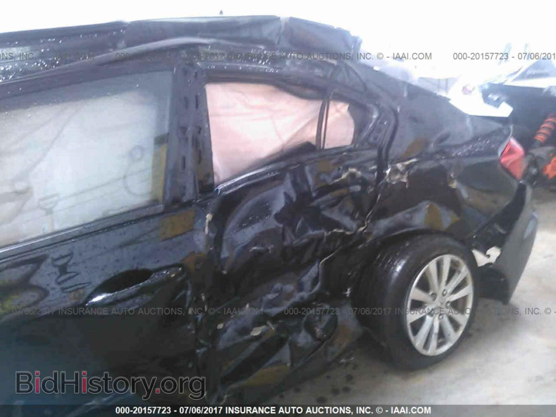 2012 Honda Civic - VIN: 2HGFB2F86CH316825 - Photo 6