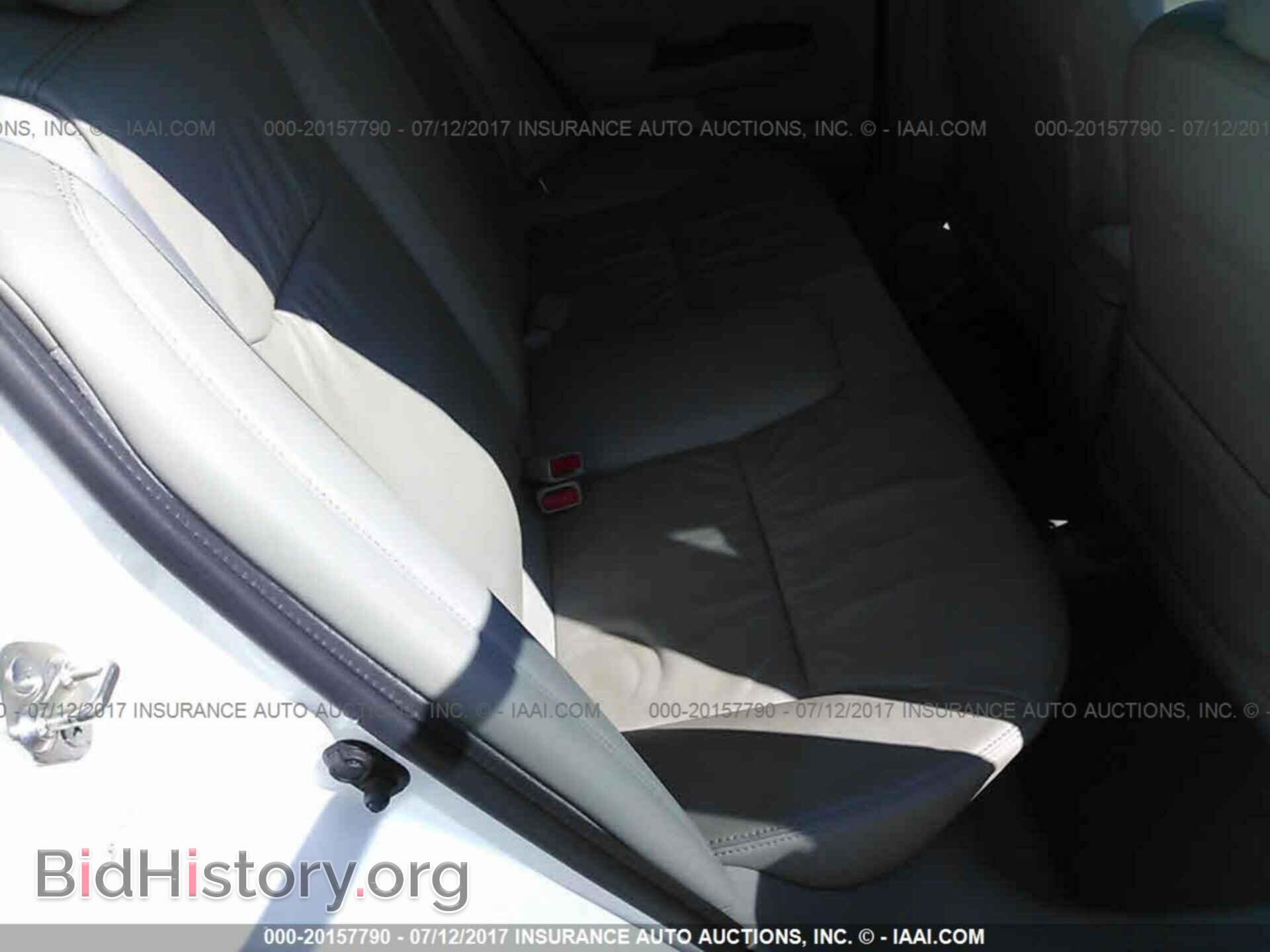 2012 Honda Civic - VIN: 2HGFB2F93CH571280 - Photo 8