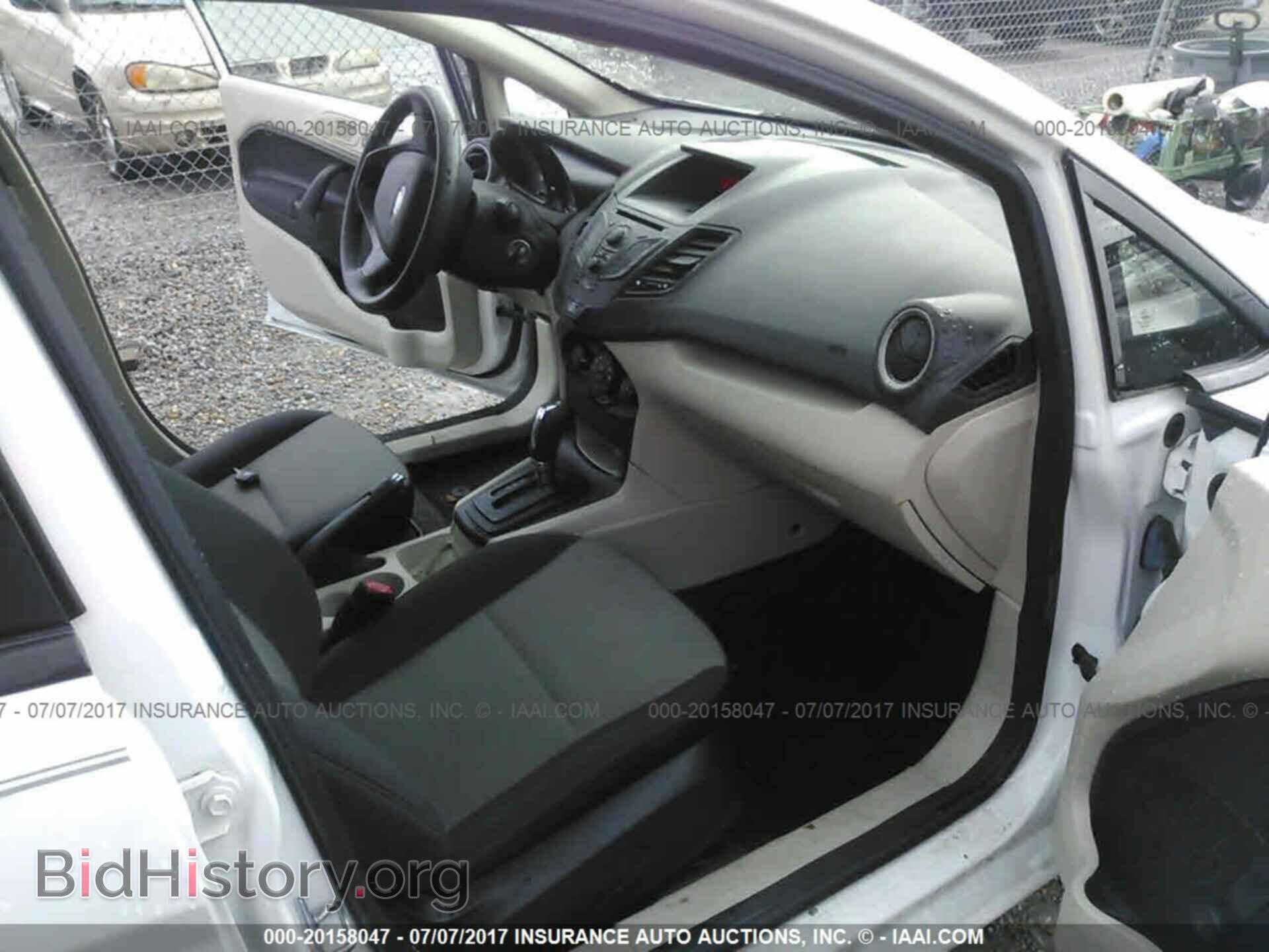 2013 Ford Fiesta - VIN: 3FADP4AJ4DM158023 - Фото 5
