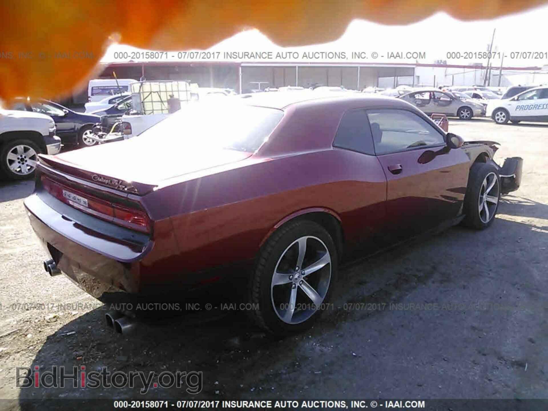 2014 Dodge Challenger - VIN: 2C3CDYBT2EH218729 - Фото 4