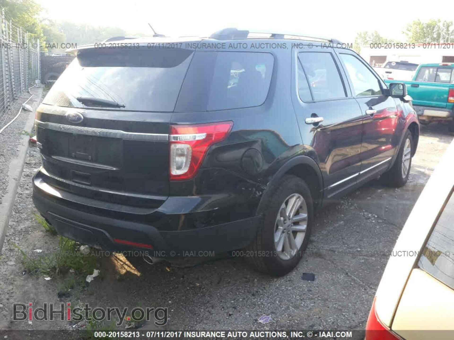 2012 Ford Explorer - VIN: 1FMHK7D80CGA36574 - Photo 4