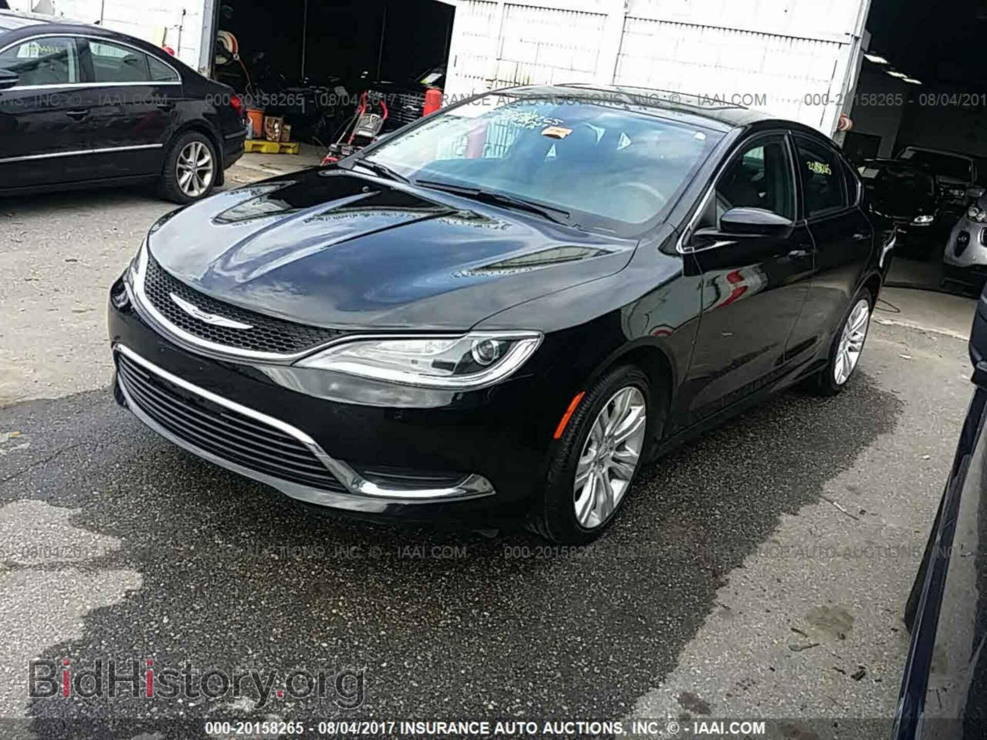2015 Chrysler 200 - VIN: 1C3CCCABXFN526948 - Photo 2