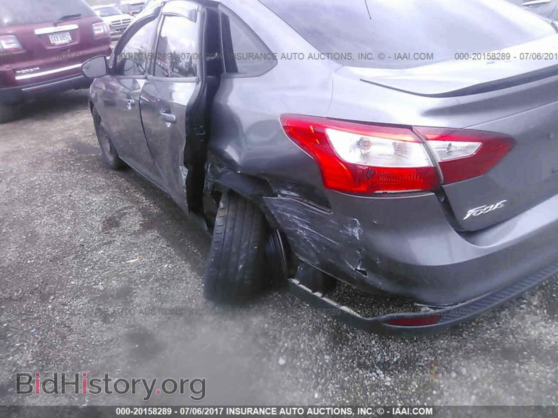 2012 Ford Focus - VIN: 1FAHP3F28CL413821 - Photo 6