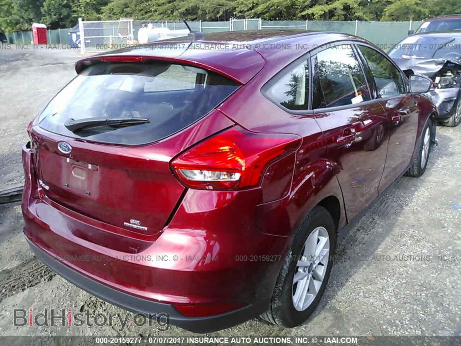 2016 Ford Focus - VIN: 1FADP3K28GL357177 - Фото 4