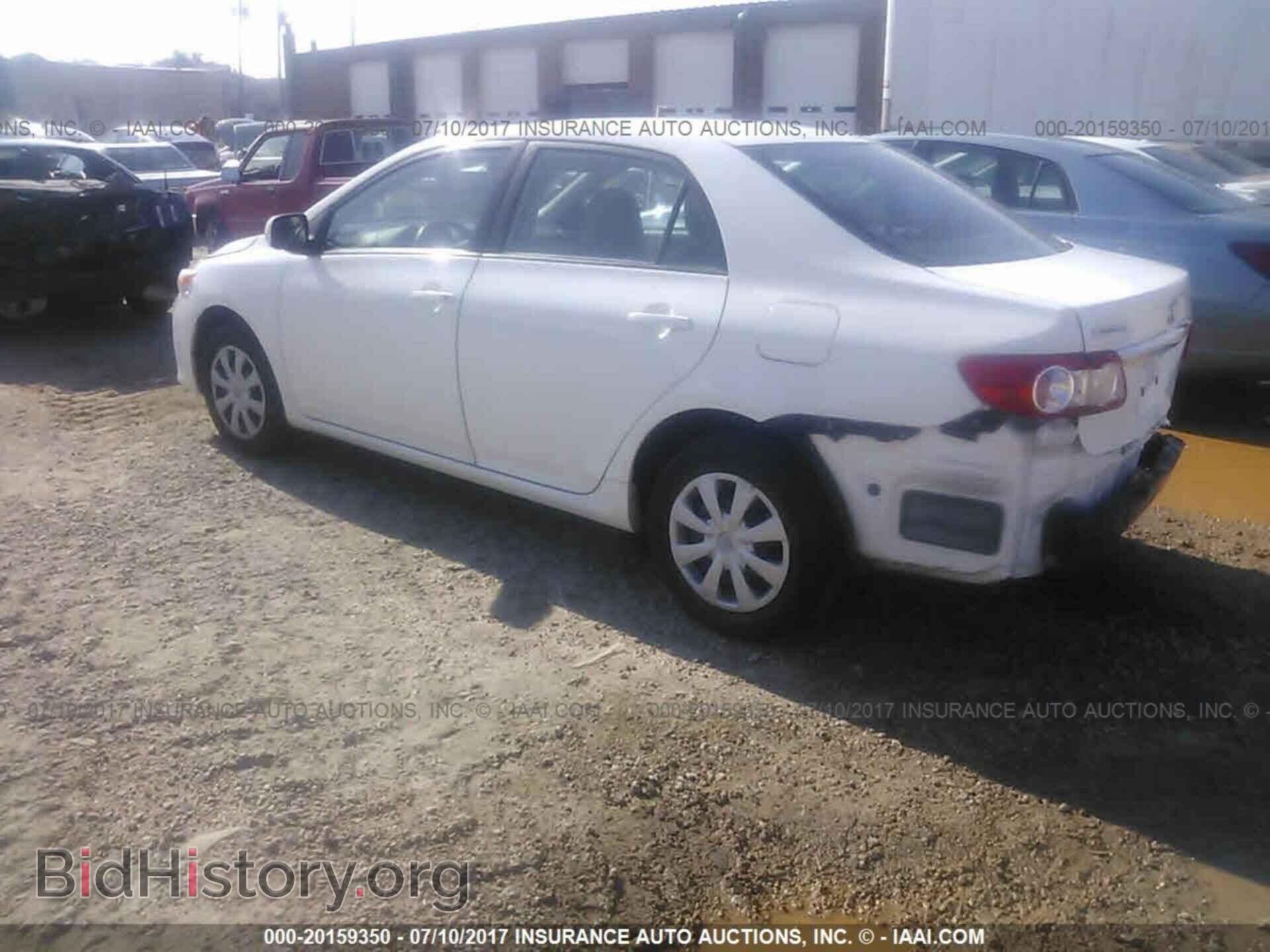 2011 Toyota Corolla - VIN: 2T1BU4EE1BC697907 - Photo 3