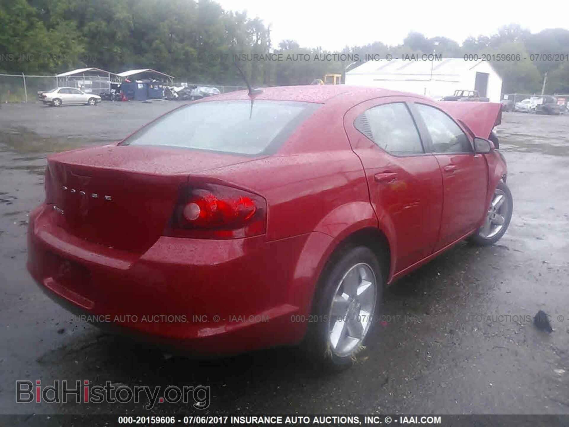 2011 Dodge Avenger - VIN: 1B3BD2FG2BN596183 - Фото 4
