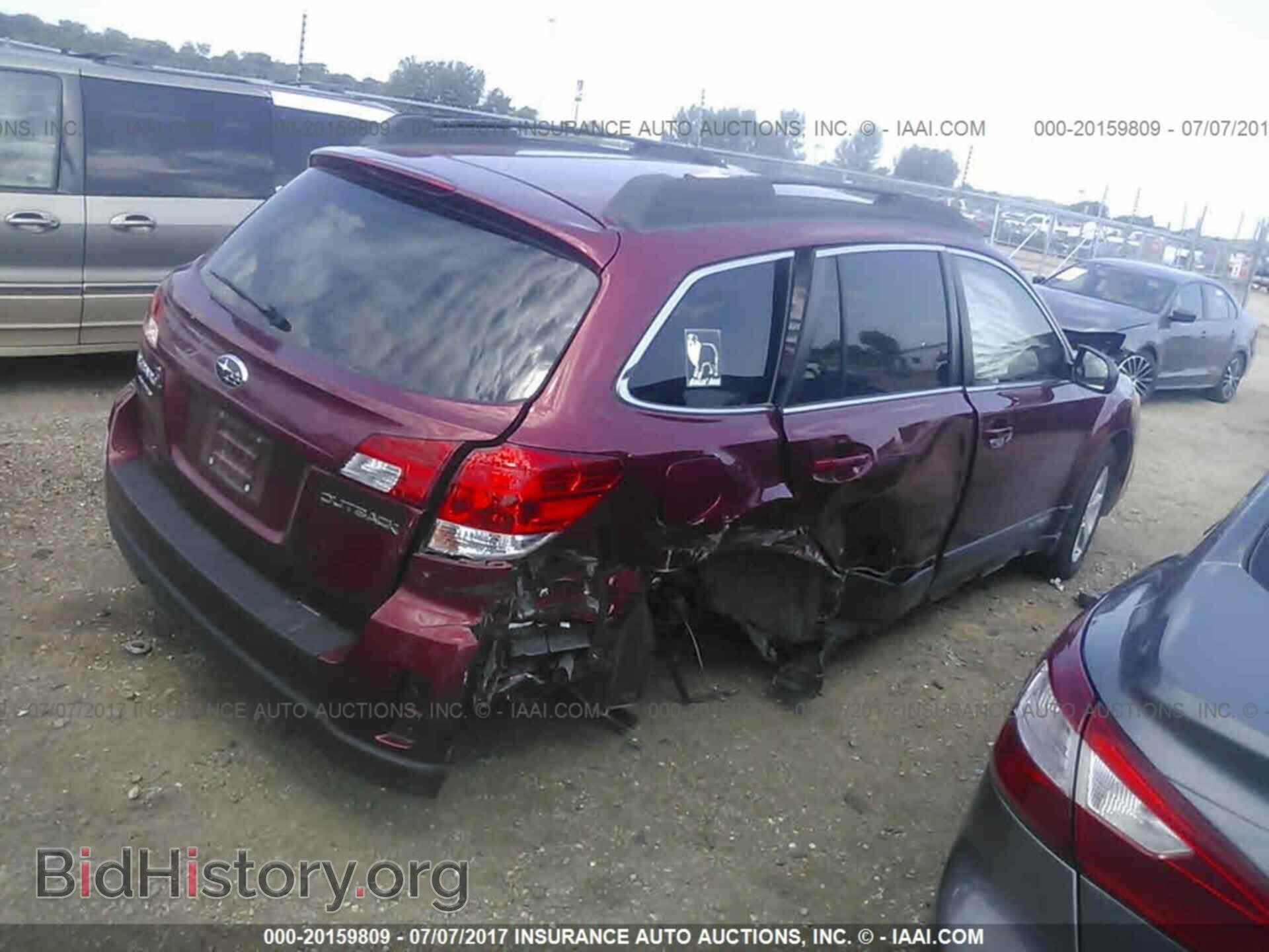 2013 Subaru Outback - VIN: 4S4BRCCC4D3284044 - Фото 4