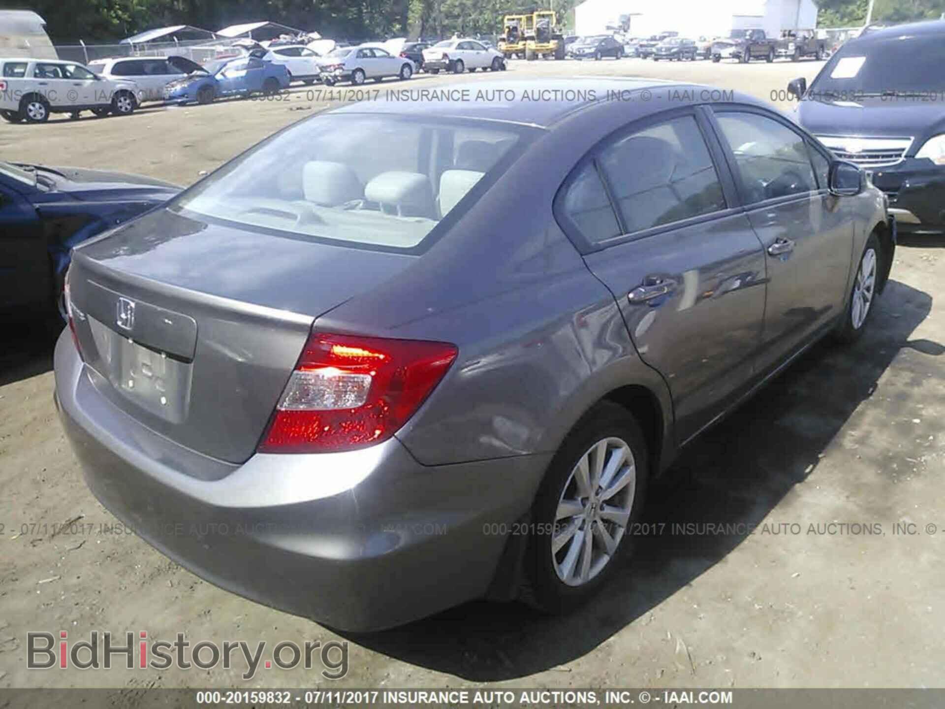 2012 Honda Civic - VIN: 19XFB2F88CE309112 - Photo 4