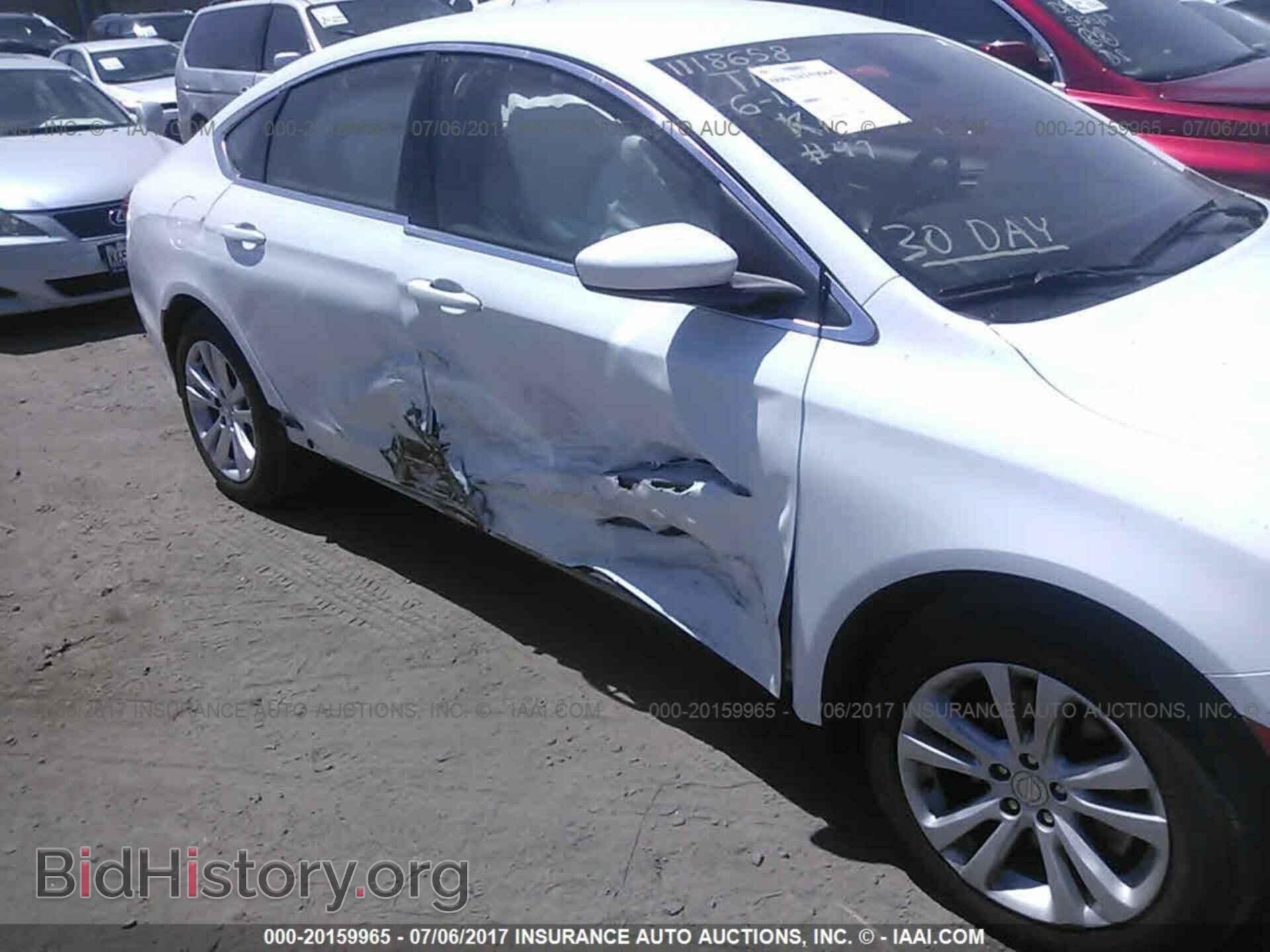 2015 Chrysler 200 - VIN: 1C3CCCAB1FN533402 - Фото 6
