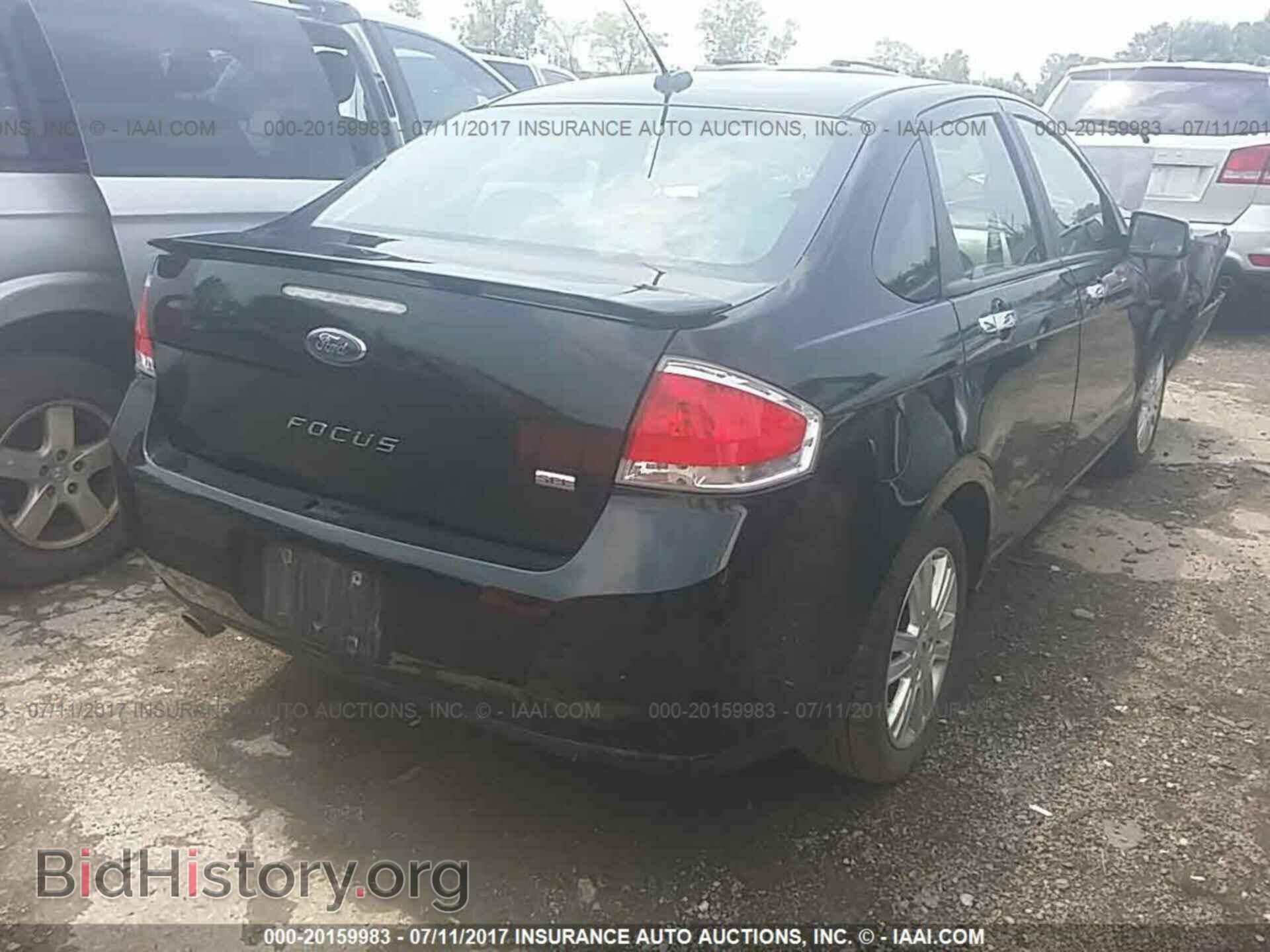 2011 Ford Focus - VIN: 1FAHP3HN8BW195173 - Фото 4