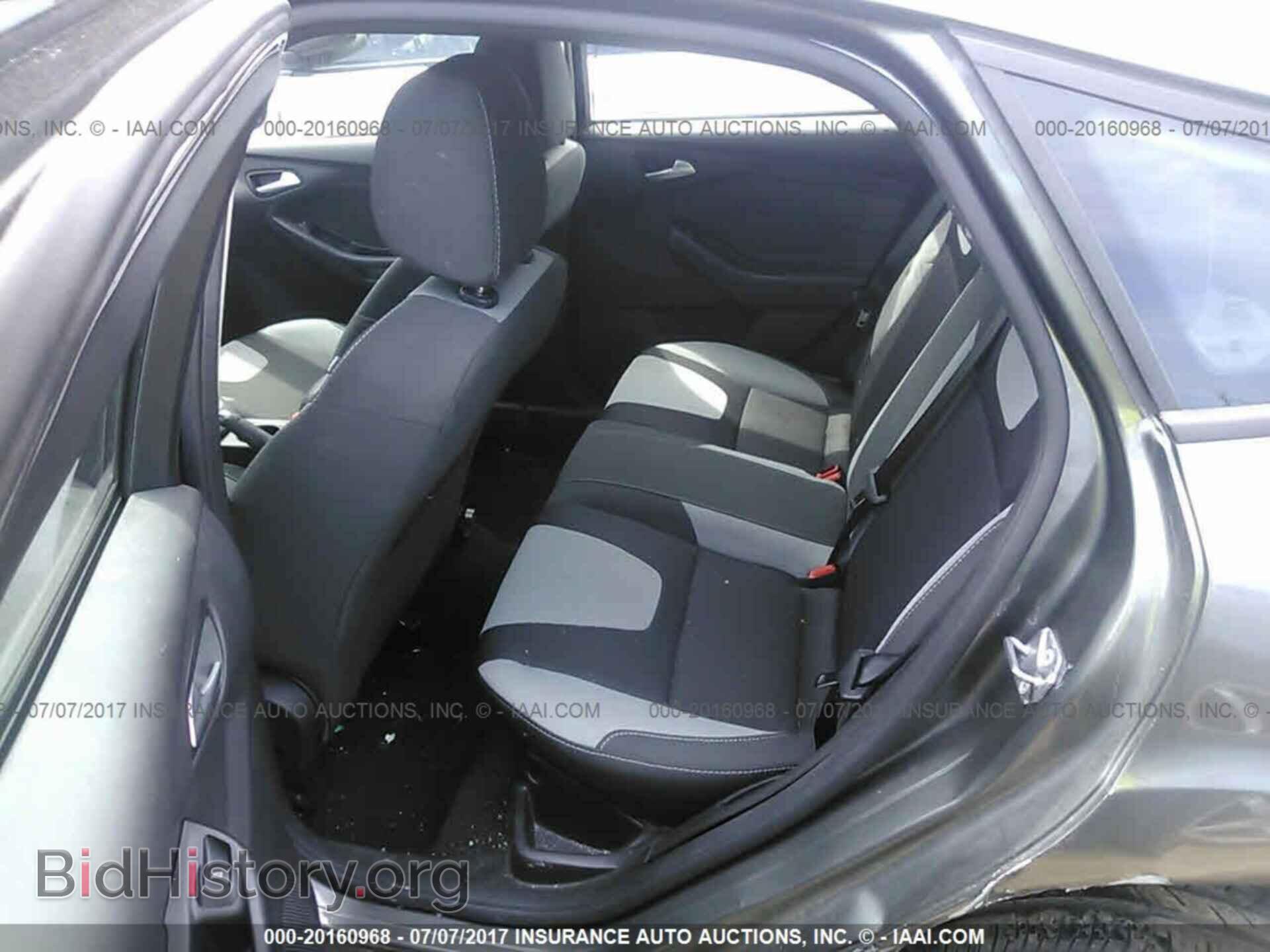 2014 Ford Focus - VIN: 1FADP3K28EL450925 - Фото 8