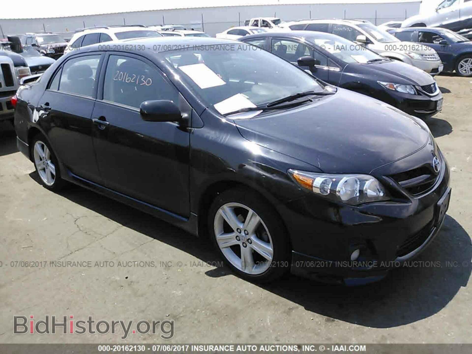 Photo 2T1BU4EE3DC064800 - Toyota Corolla 2013