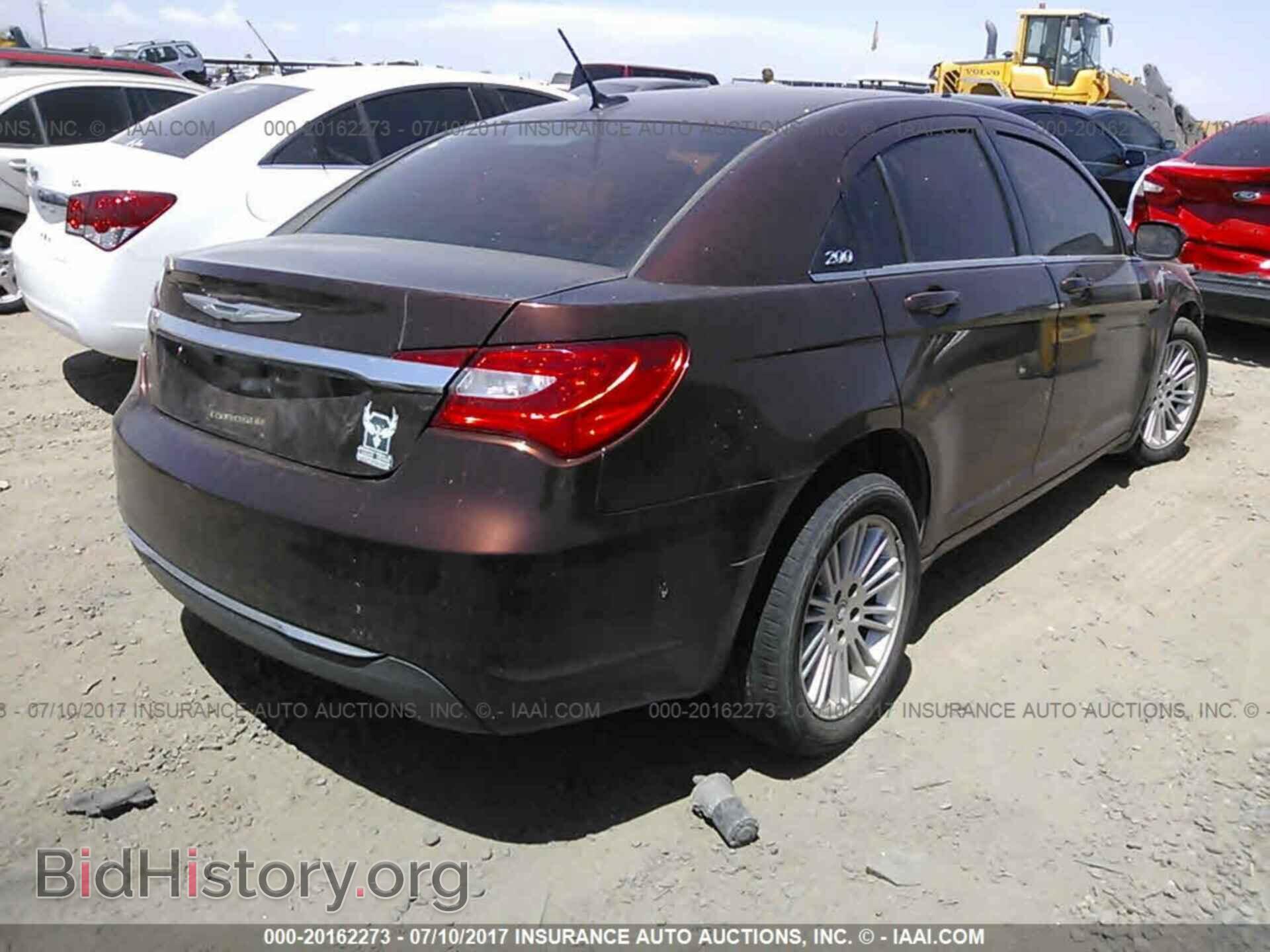 2013 Chrysler 200 - VIN: 1C3CCBBB3DN545458 - Фото 4