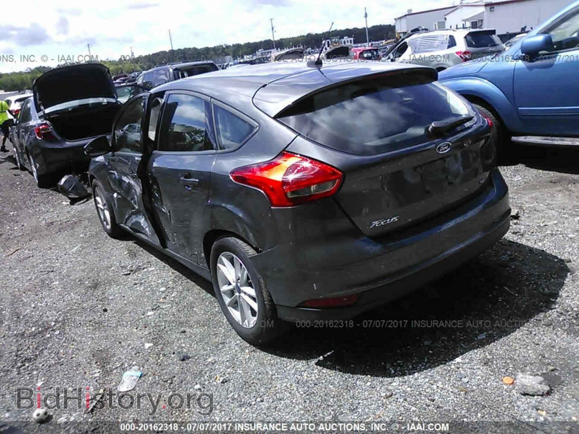 2016 Ford Focus - VIN: 1FADP3K27GL390090 - Фото 3
