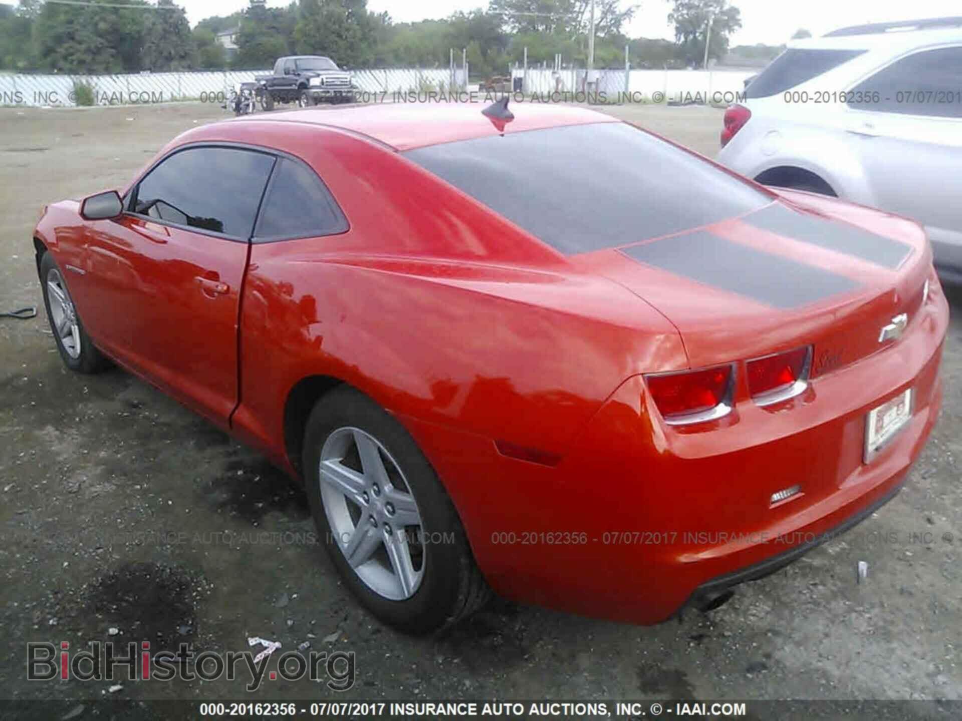 2011 Chevrolet Camaro - VIN: 2G1FB1ED6B9106170 - Фото 3