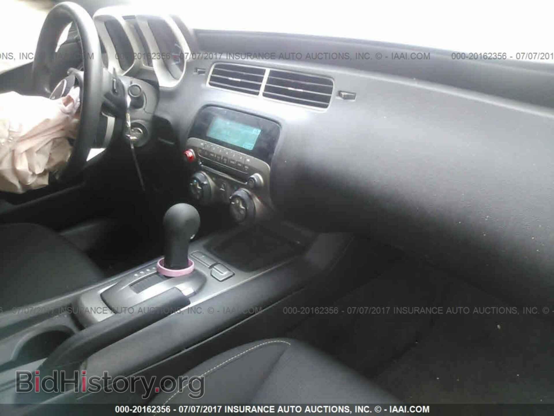 2011 Chevrolet Camaro - VIN: 2G1FB1ED6B9106170 - Фото 5