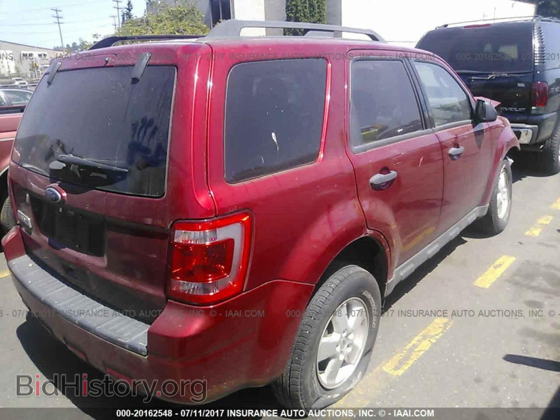 2012 Ford Escape - VIN: 1FMCU9D71CKB92241 - Photo 4