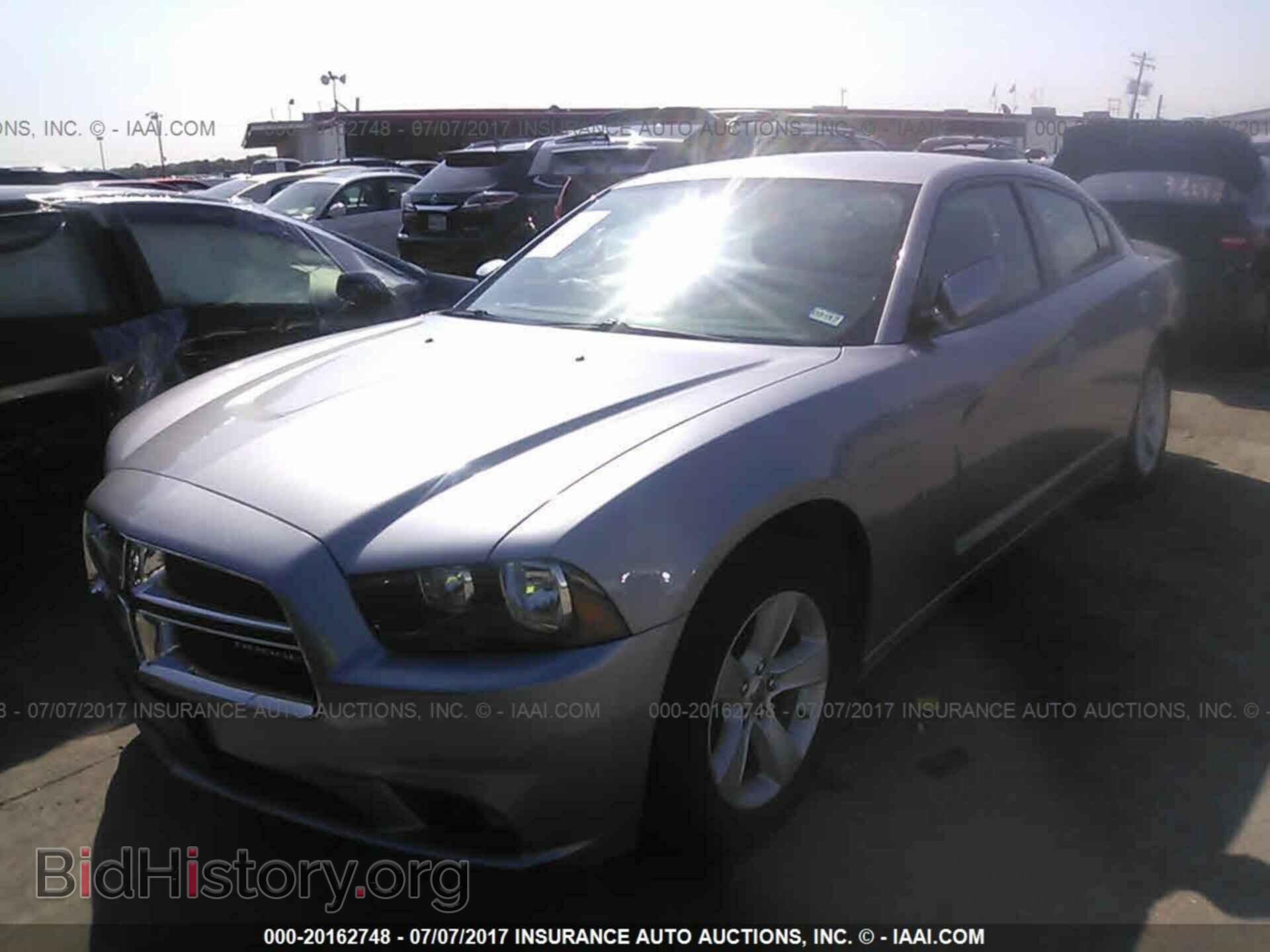 2014 Dodge Charger - VIN: 2C3CDXHG3EH347437 - Photo 2
