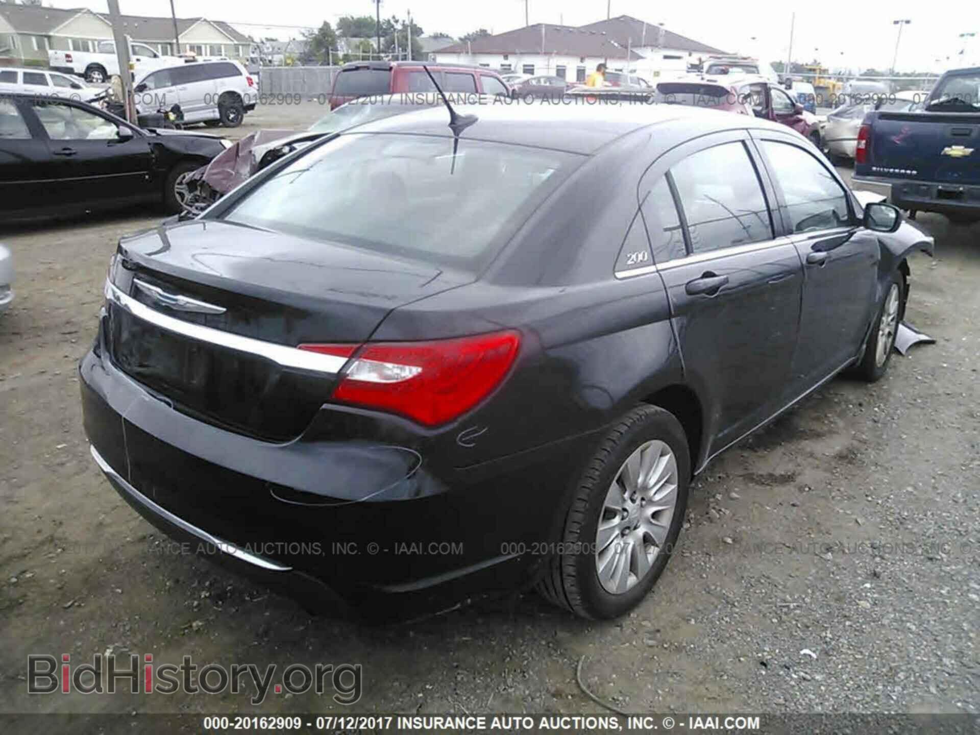 2012 Chrysler 200 - VIN: 1C3CCBAB4CN281750 - Photo 4