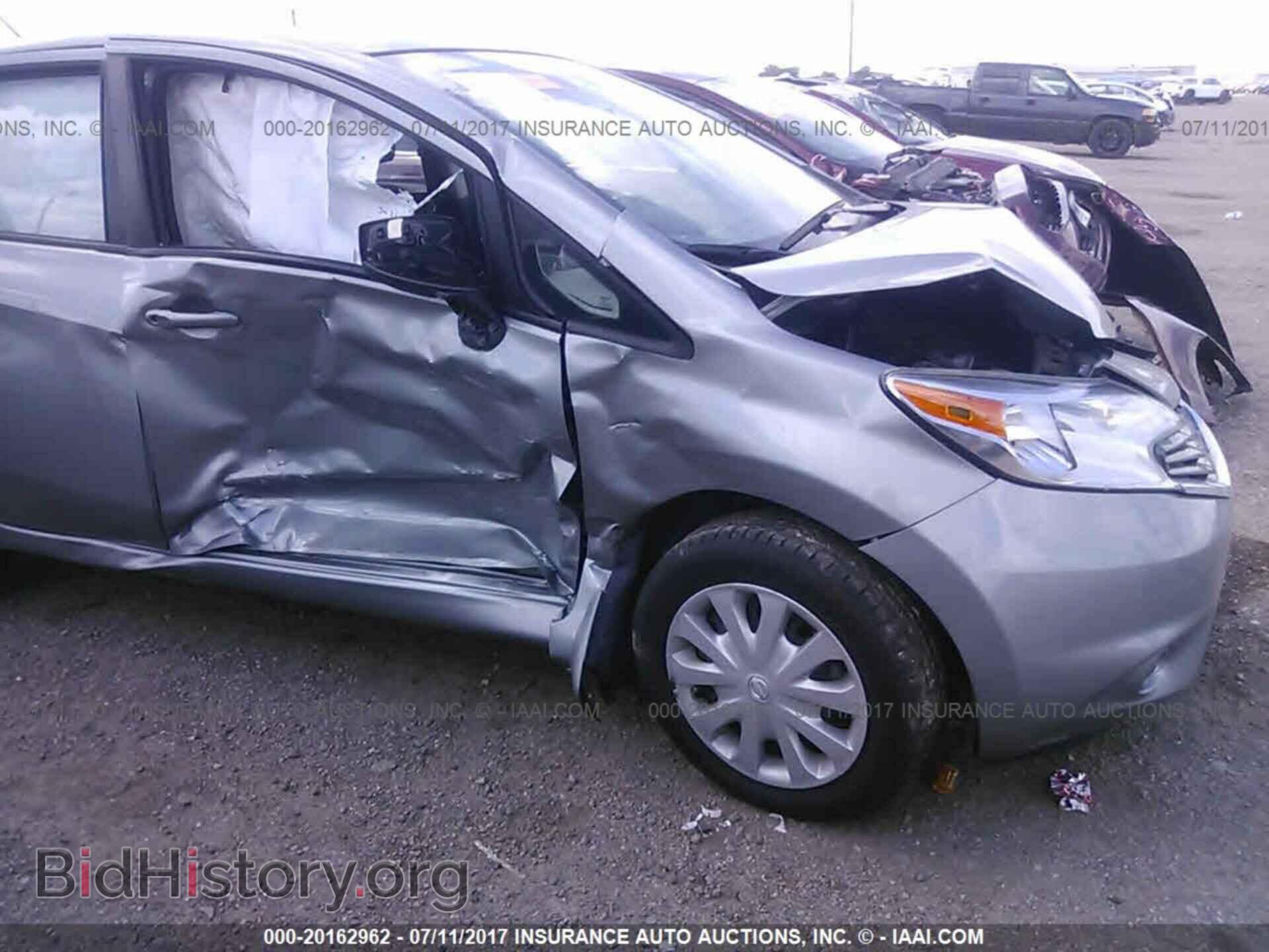 2015 Nissan Versa note - VIN: 3N1CE2CP1FL394433 - Photo 6