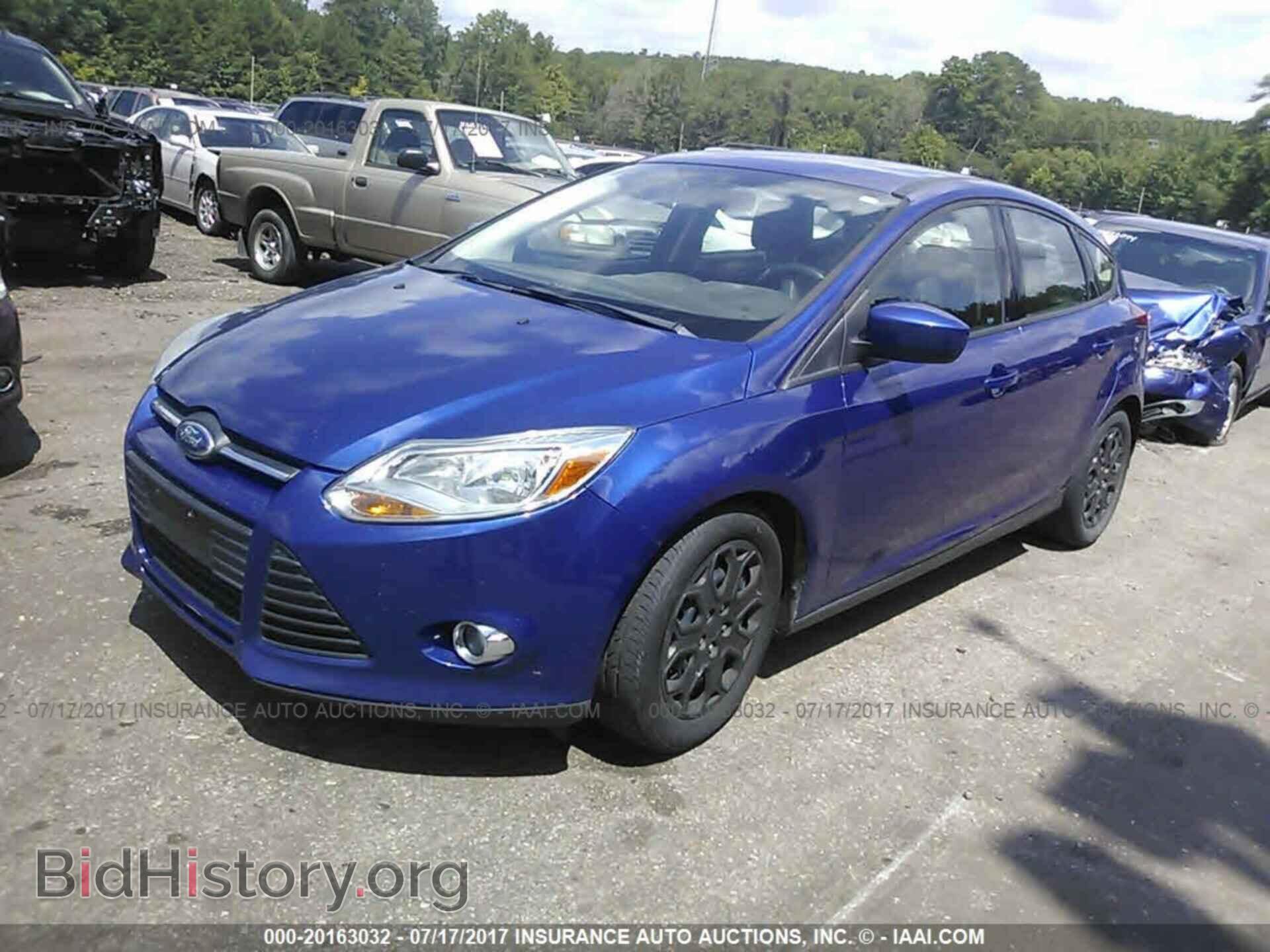 2012 Ford Focus - VIN: 1FAHP3K26CL224610 - Photo 2