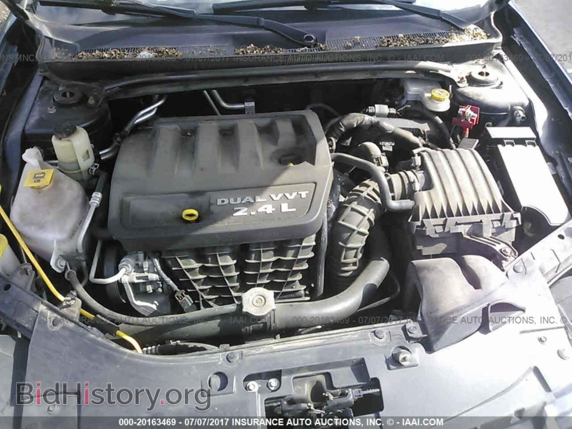 2013 Chrysler 200 - VIN: 1C3CCBBB8DN735174 - Фото 10