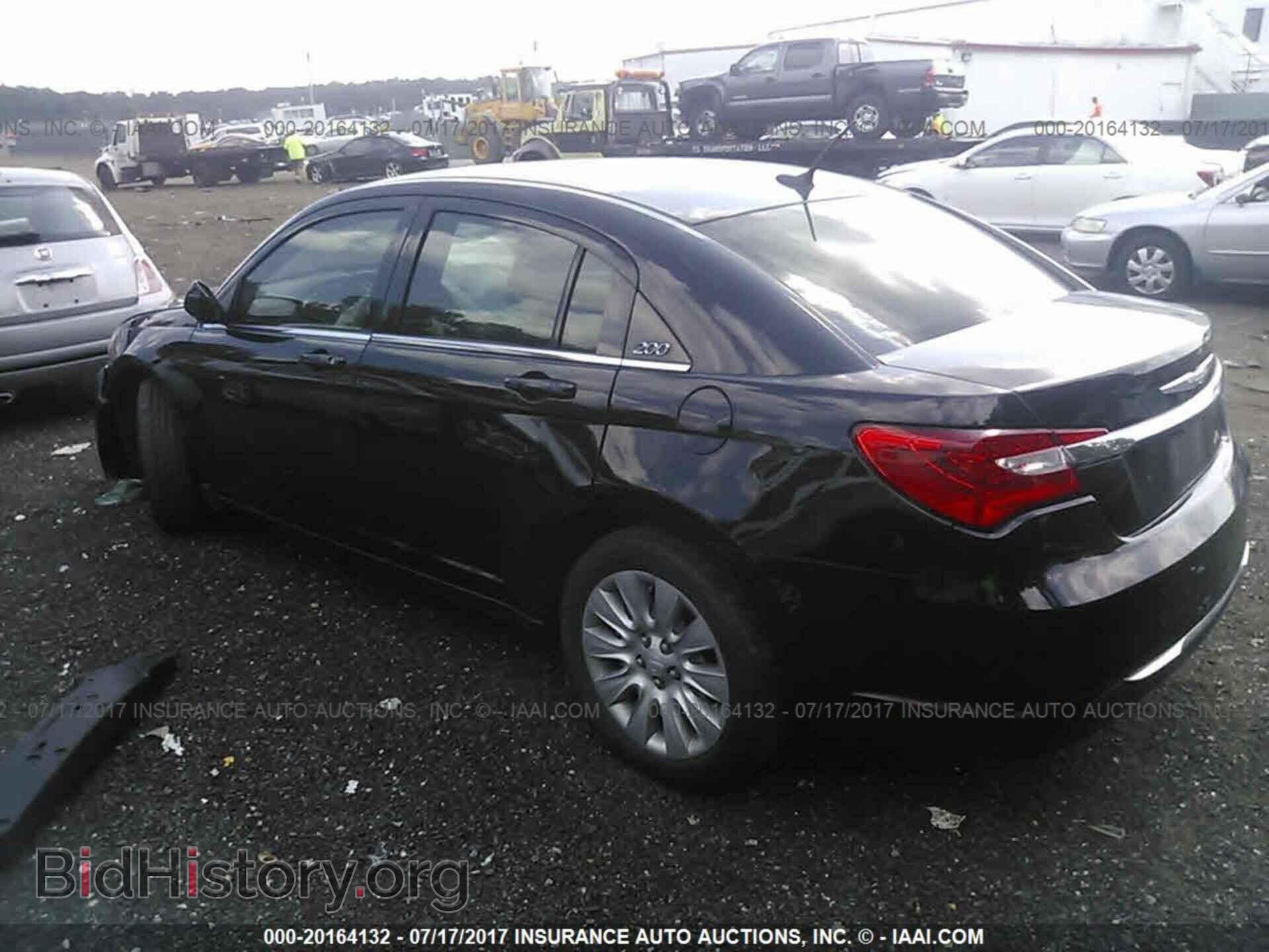 2013 Chrysler 200 - VIN: 1C3CCBAB5DN733352 - Фото 3