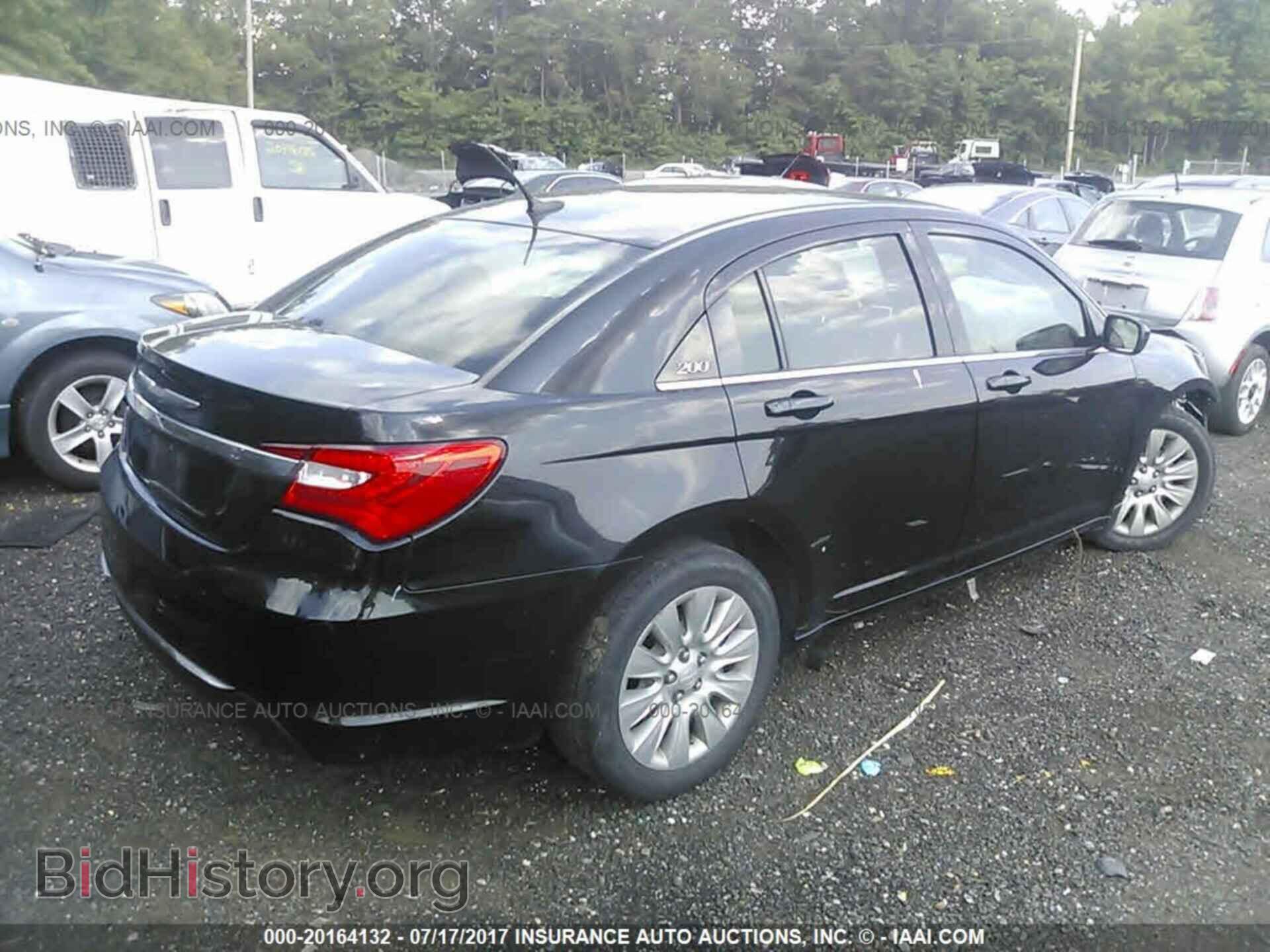 2013 Chrysler 200 - VIN: 1C3CCBAB5DN733352 - Фото 4