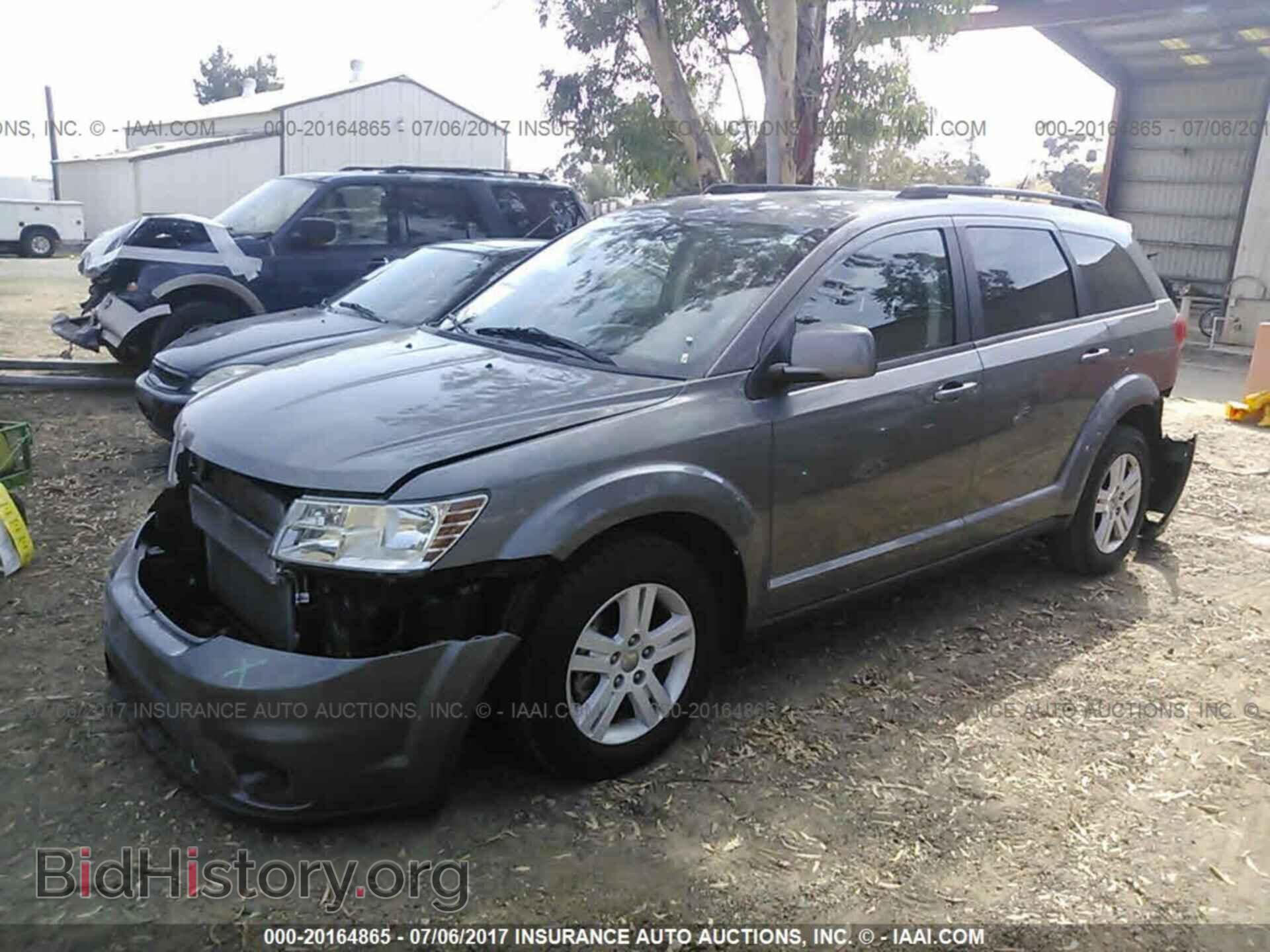 2012 Dodge Journey - VIN: 3C4PDCBB6CT356270 - Photo 2