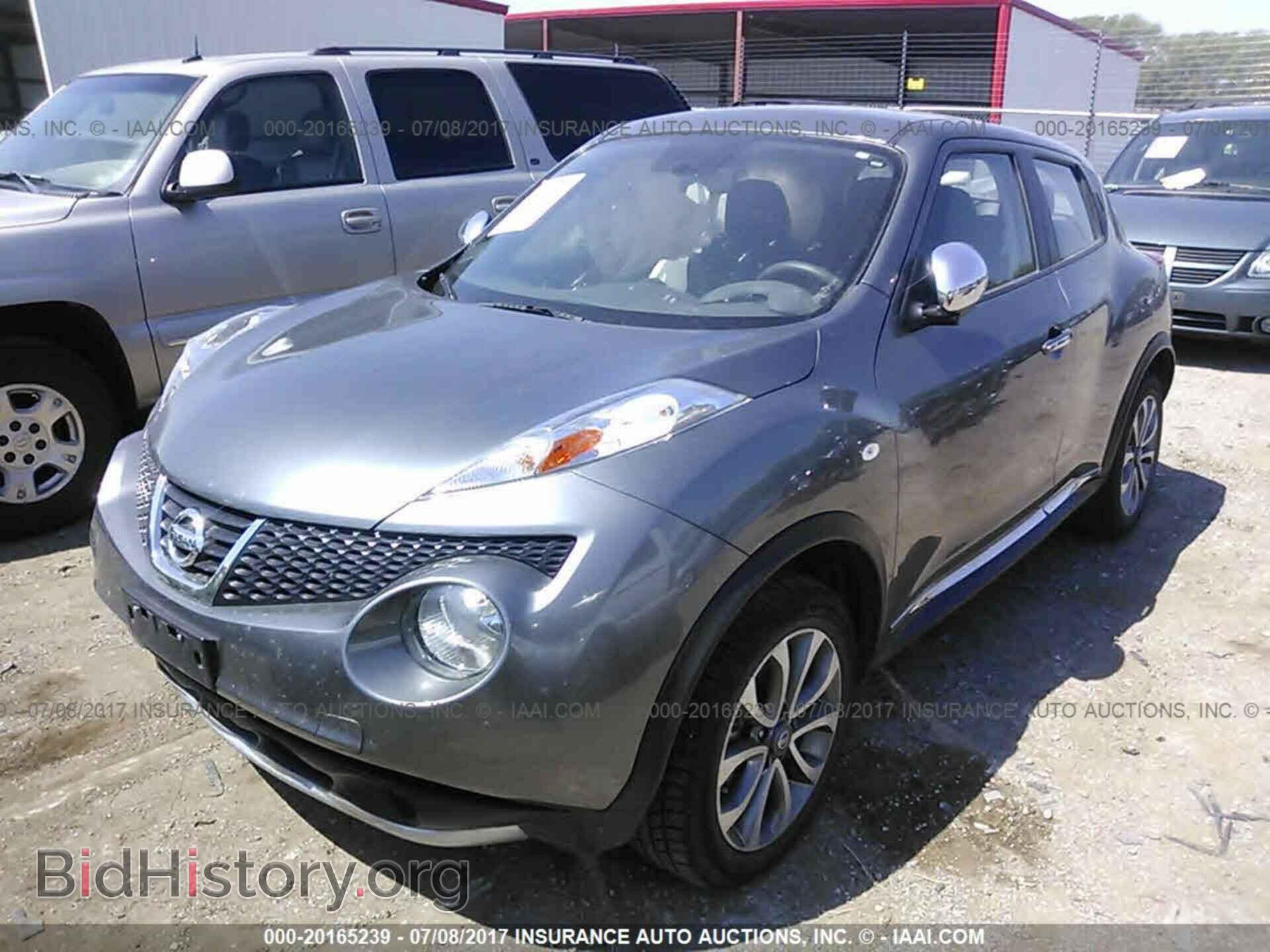 2011 Nissan Juke - VIN: JN8AF5MR9BT019516 - Фото 2