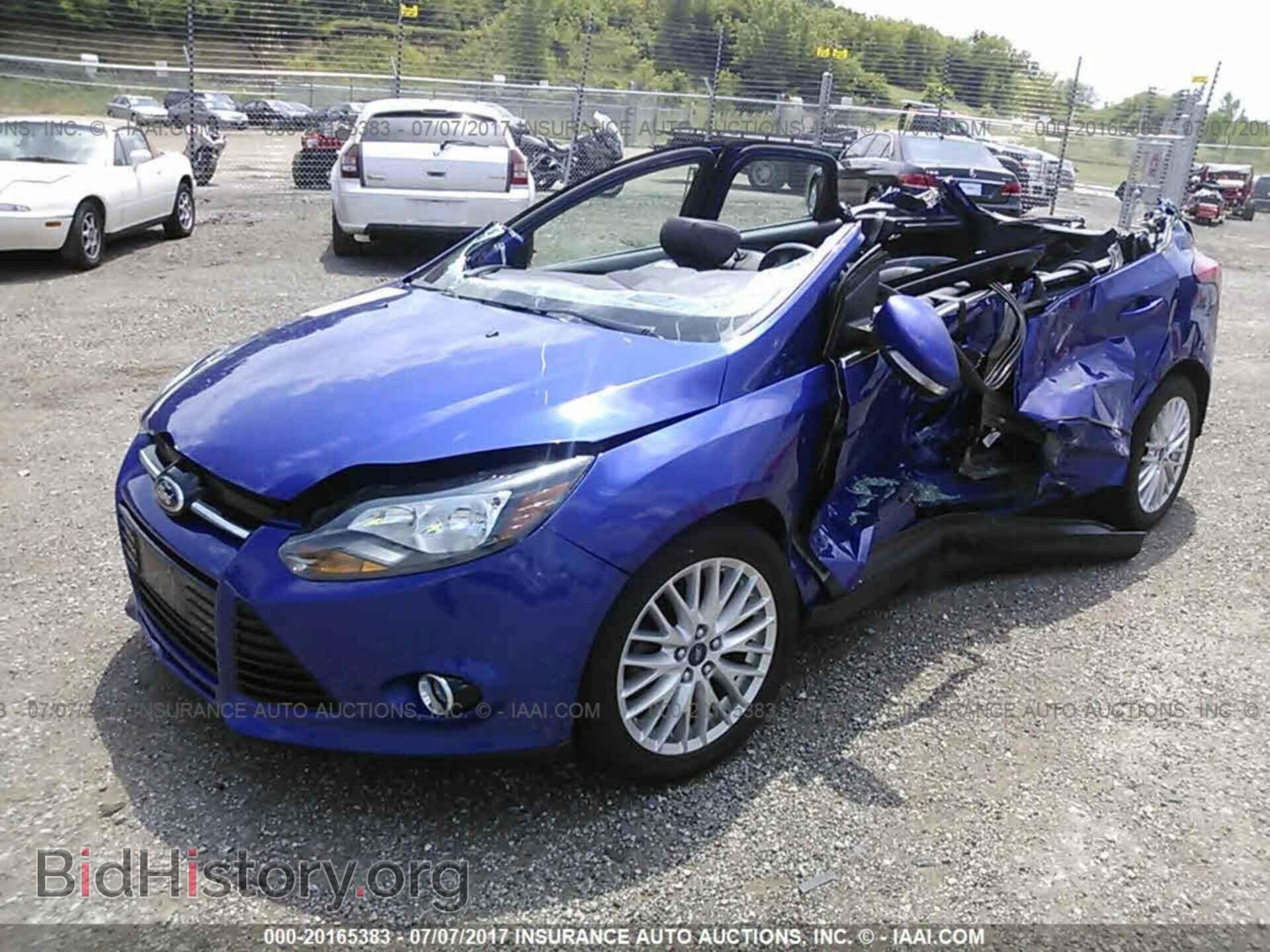 2013 Ford Focus - VIN: 1FADP3N22DL189947 - Photo 2