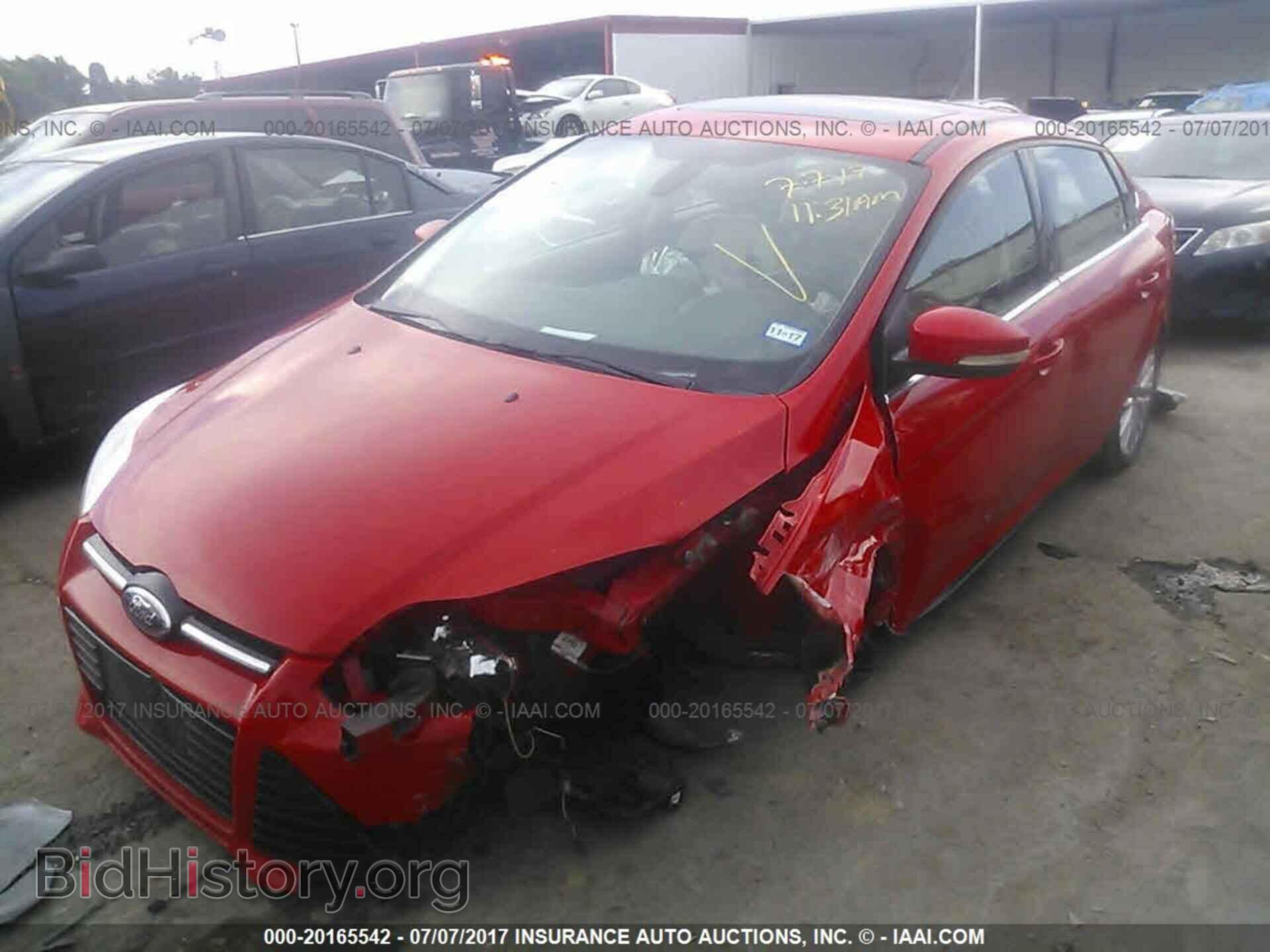 2012 Ford Focus - VIN: 1FAHP3H28CL357909 - Фото 2