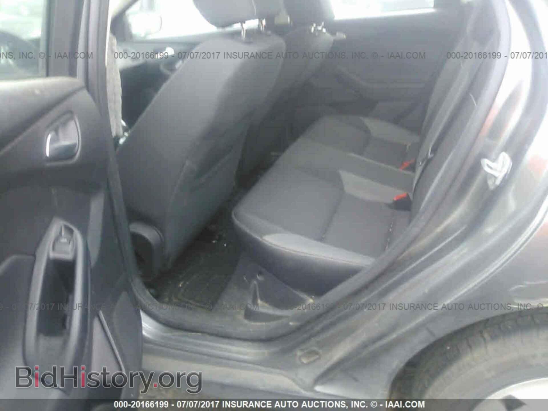 2014 Ford Focus - VIN: 1FADP3F2XEL112355 - Photo 8